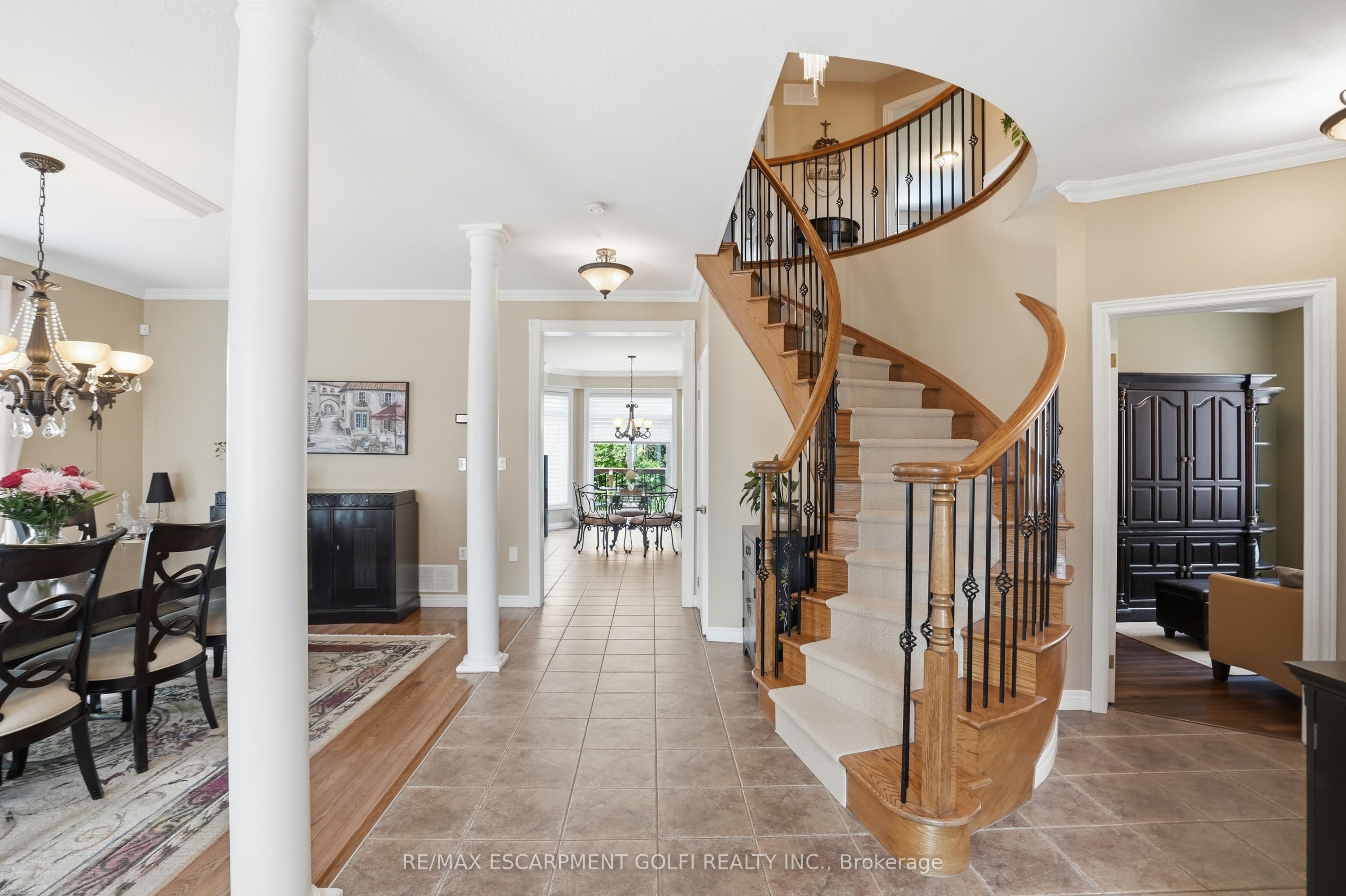 26 Shadetree Crescent, Hamilton, ON L8J 3X2 photo 5