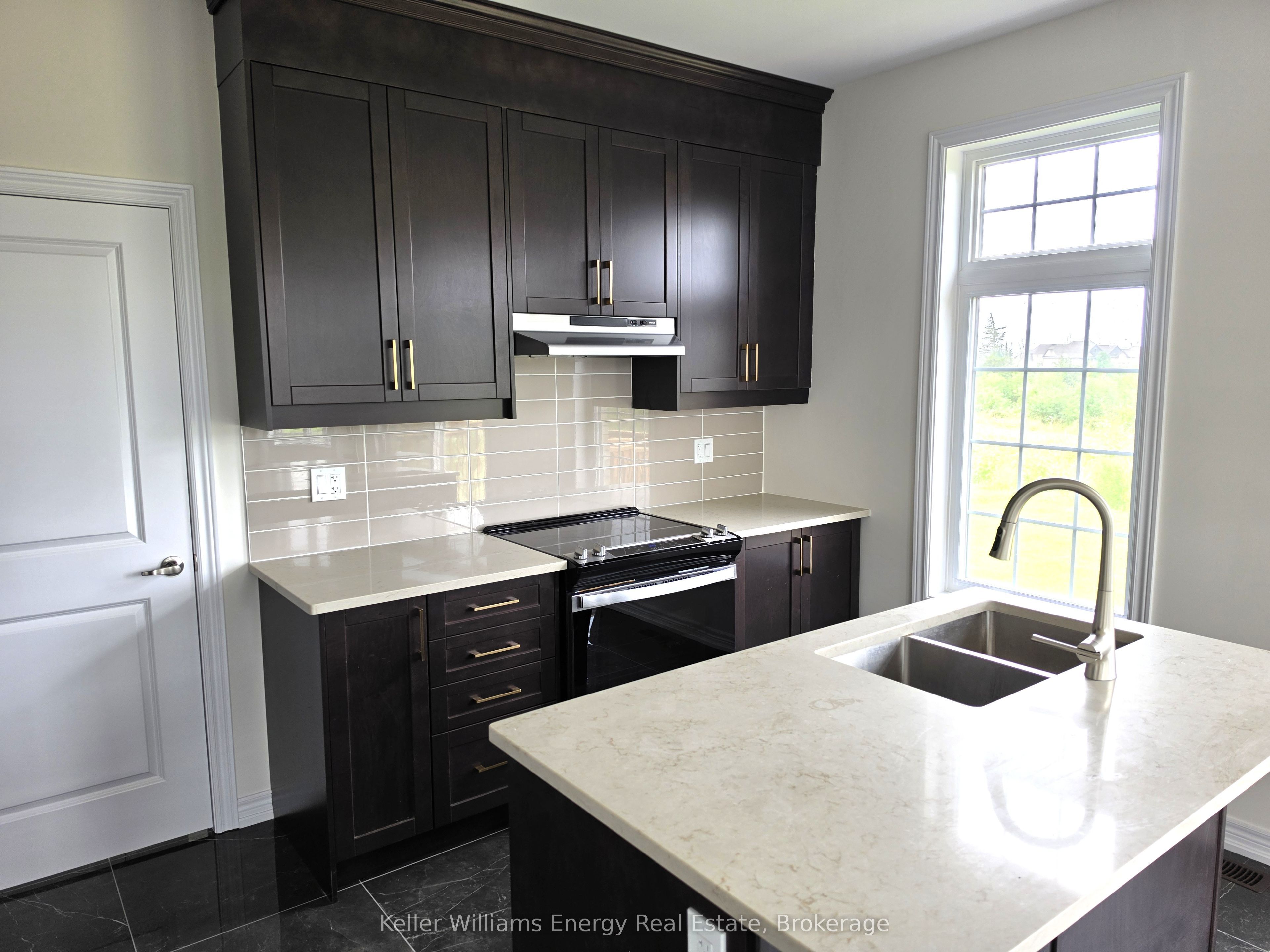 2 Blue Heron Court, Quinte West, ON K0K 1L0 photo 4