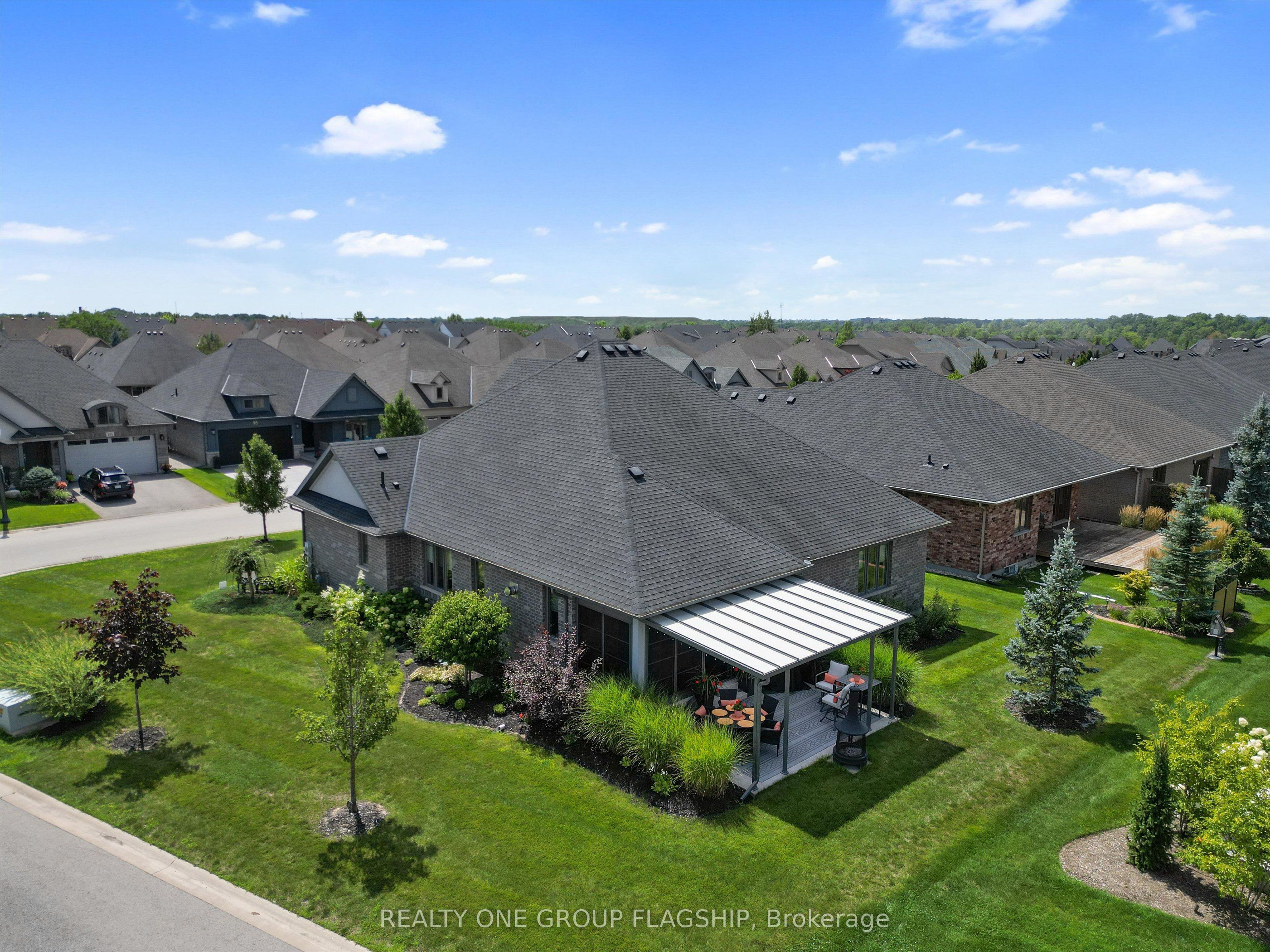 104 Berwick Trail, Welland, ON L3B 0C8 photo 3