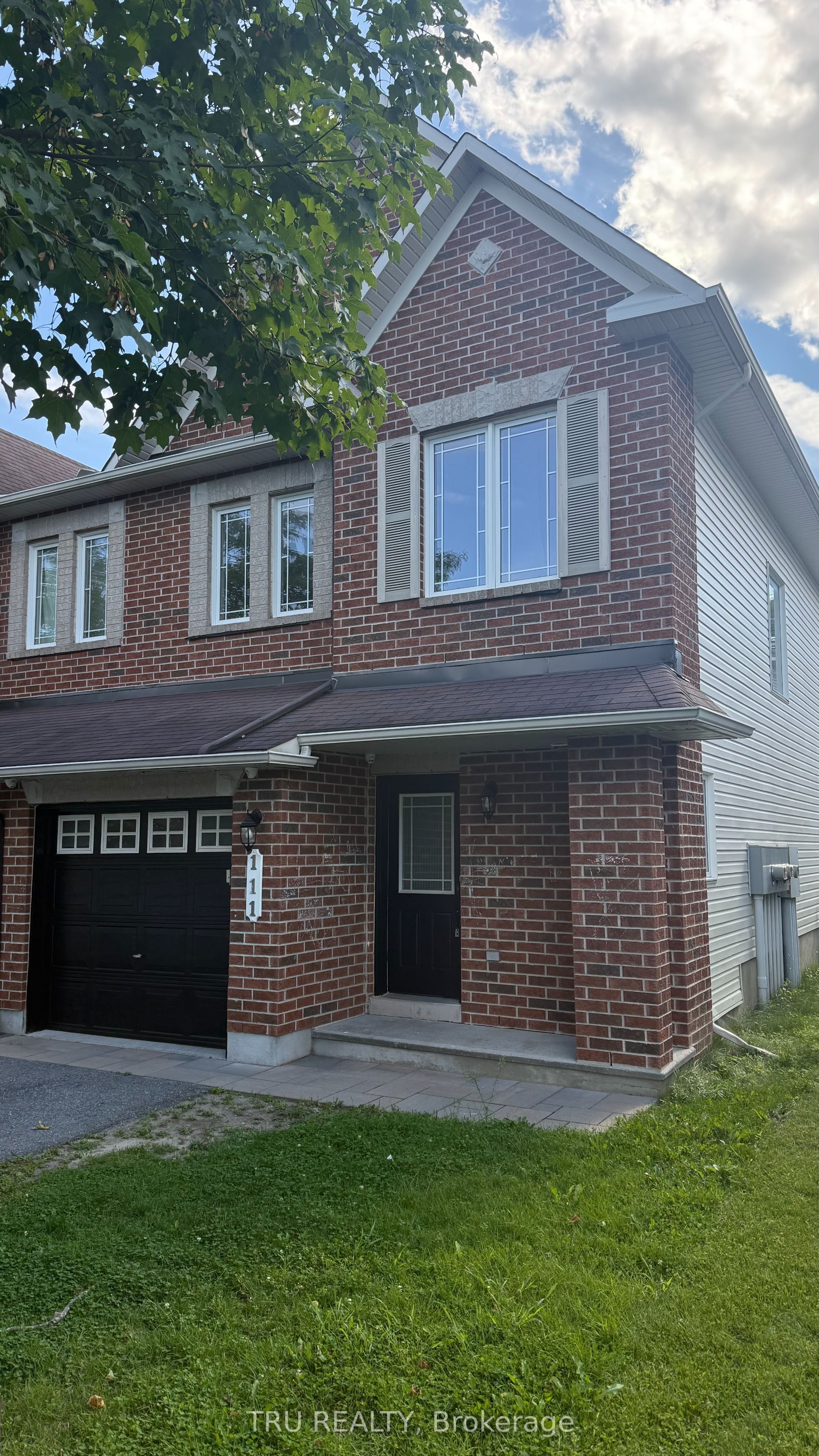 111 WOODMILL Terrace, Kanata, ON K2K 0B8