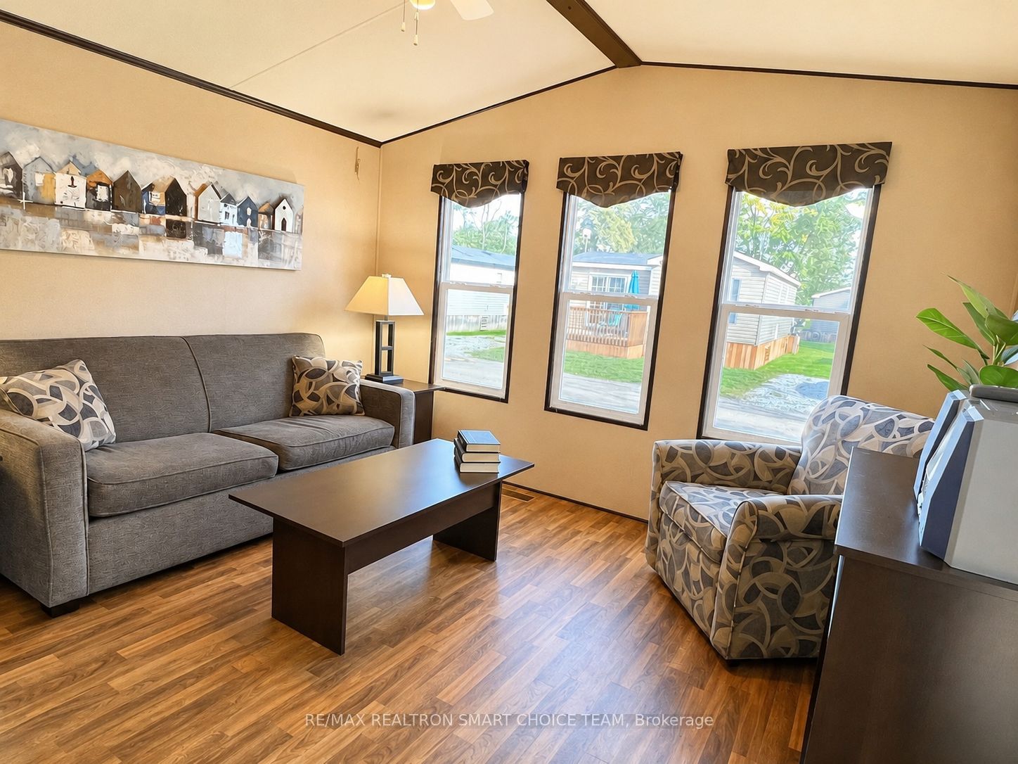1501 Line 8 Road 241, Niagara-on-the-Lake, ON L0S 1J0 photo 4