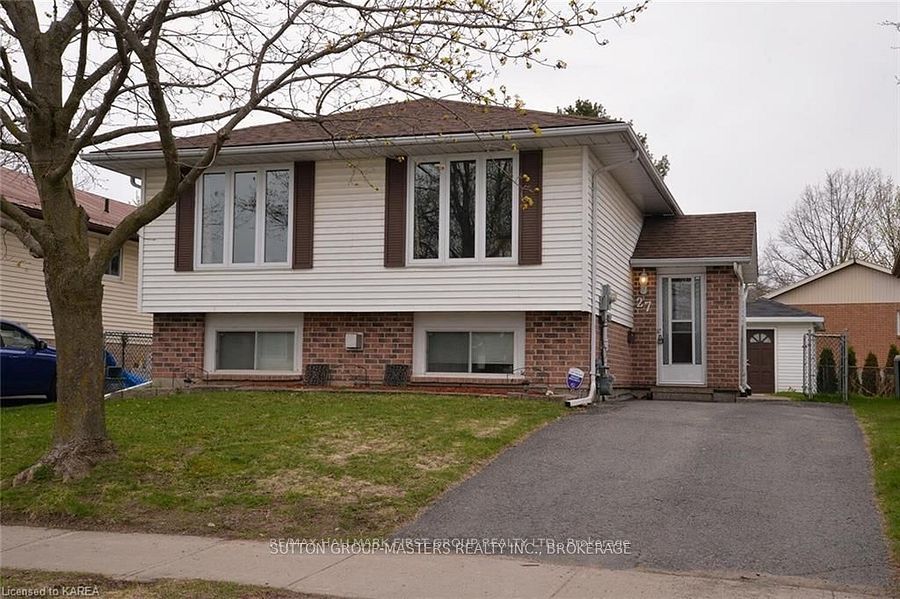 27 Dauphin Avenue, Kingston, ON K7K 6B2 photo 3
