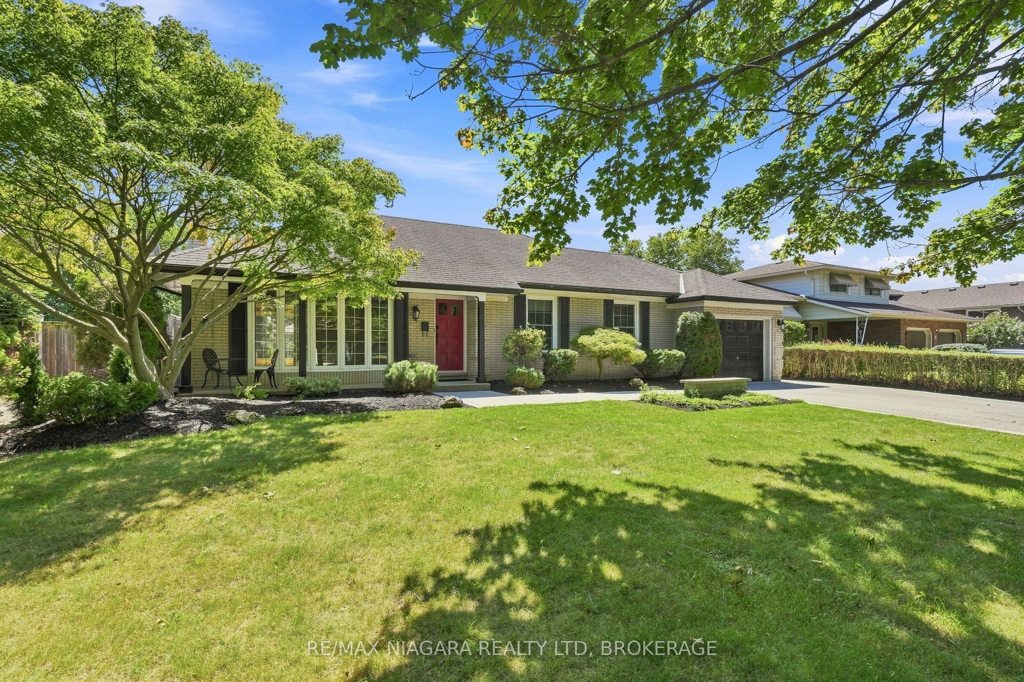 6 Royal Oak Drive, St. Catharines, ON L2N 4B6 photo 2