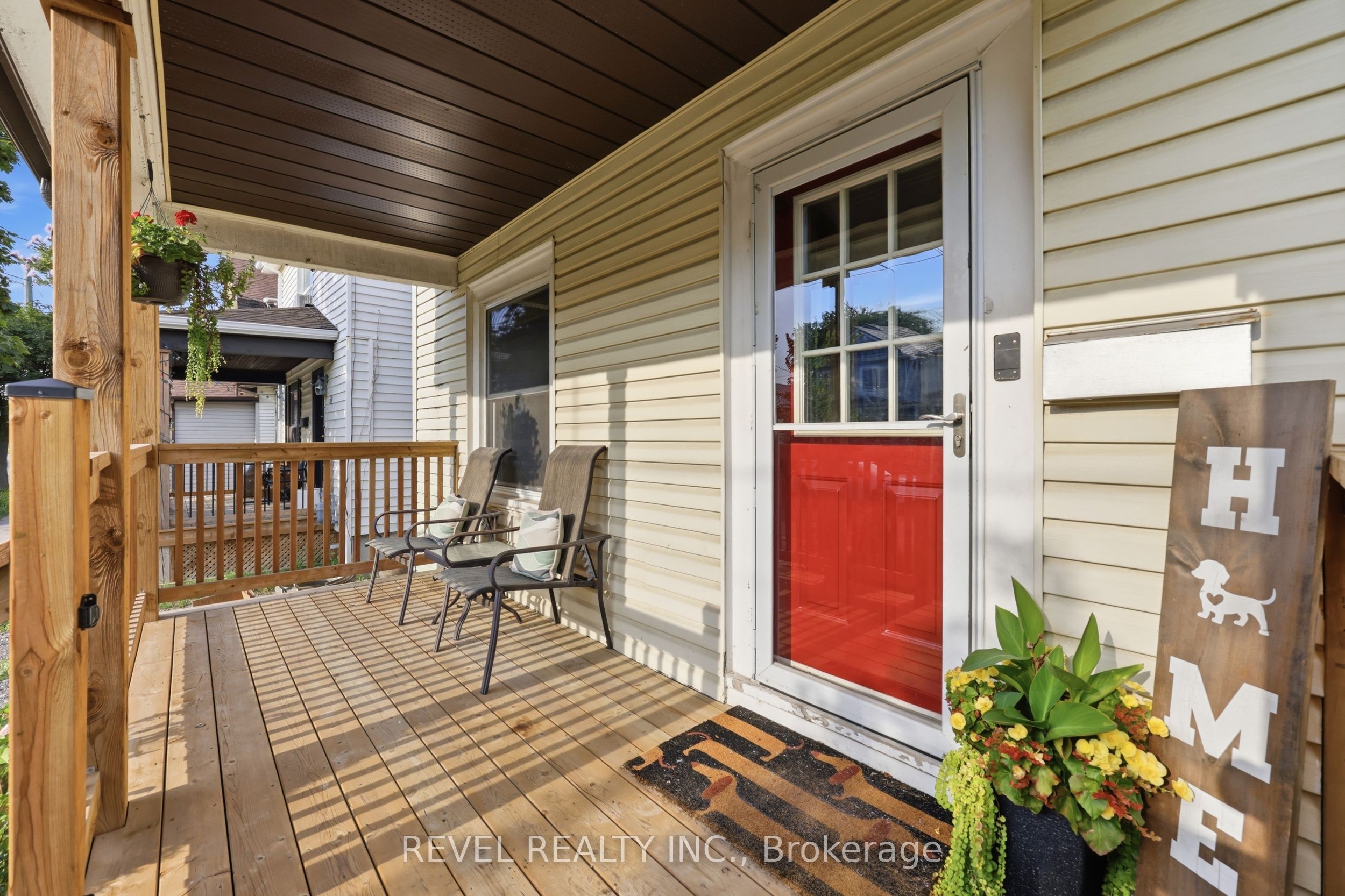 52 Berryman Avenue, St. Catharines, ON L2R 3W9 photo 3