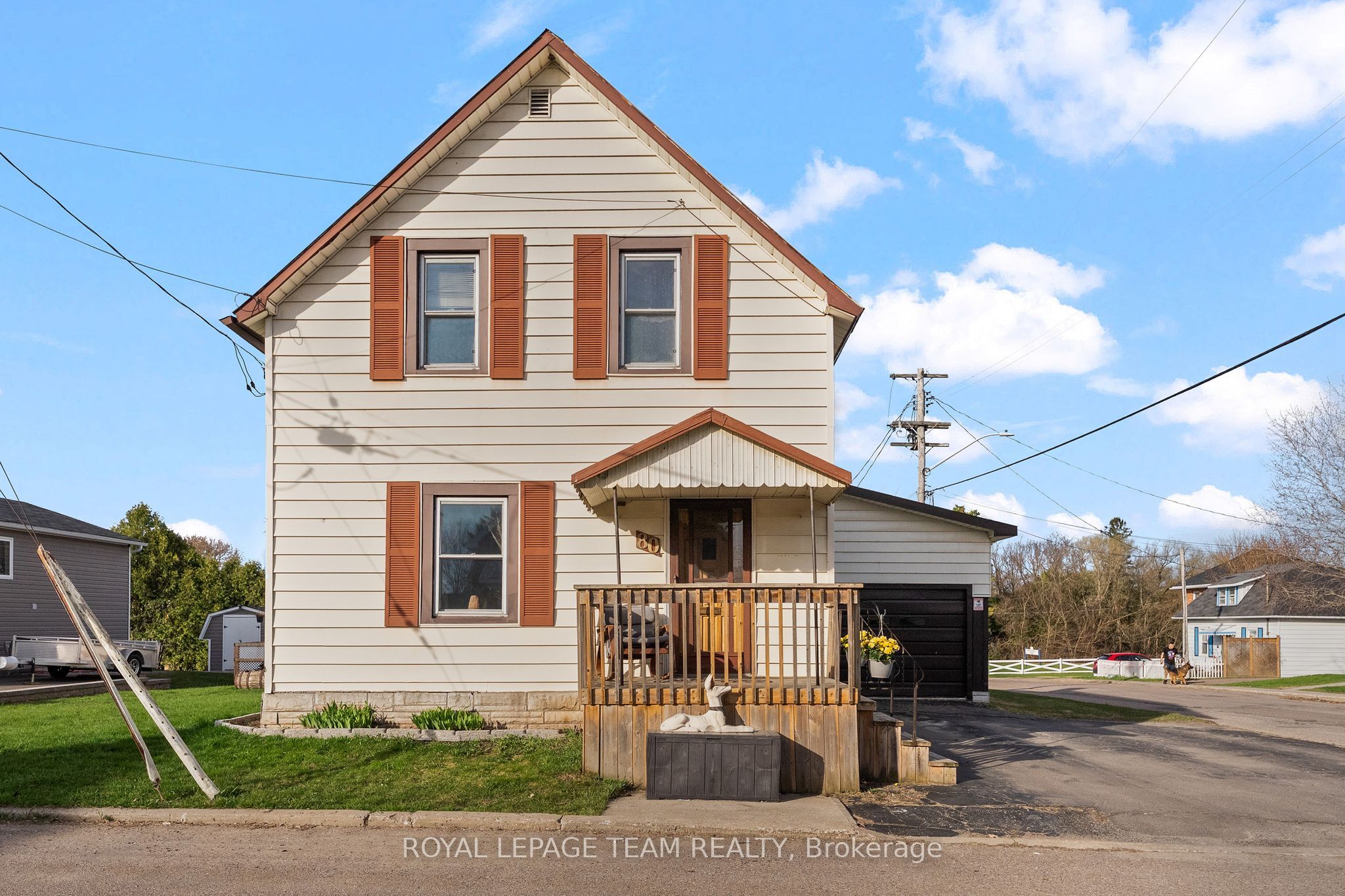 80 Bank Street S, Renfrew, ON K7V 2E6 photo 2