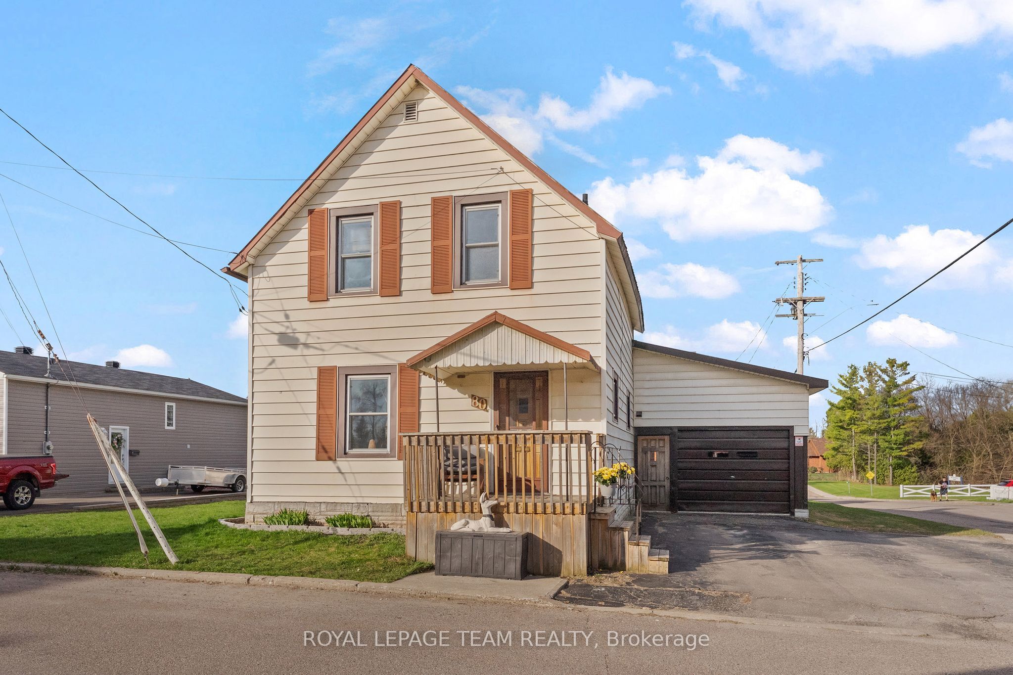 80 Bank Street S, Renfrew, ON K7V 2E6 photo 3