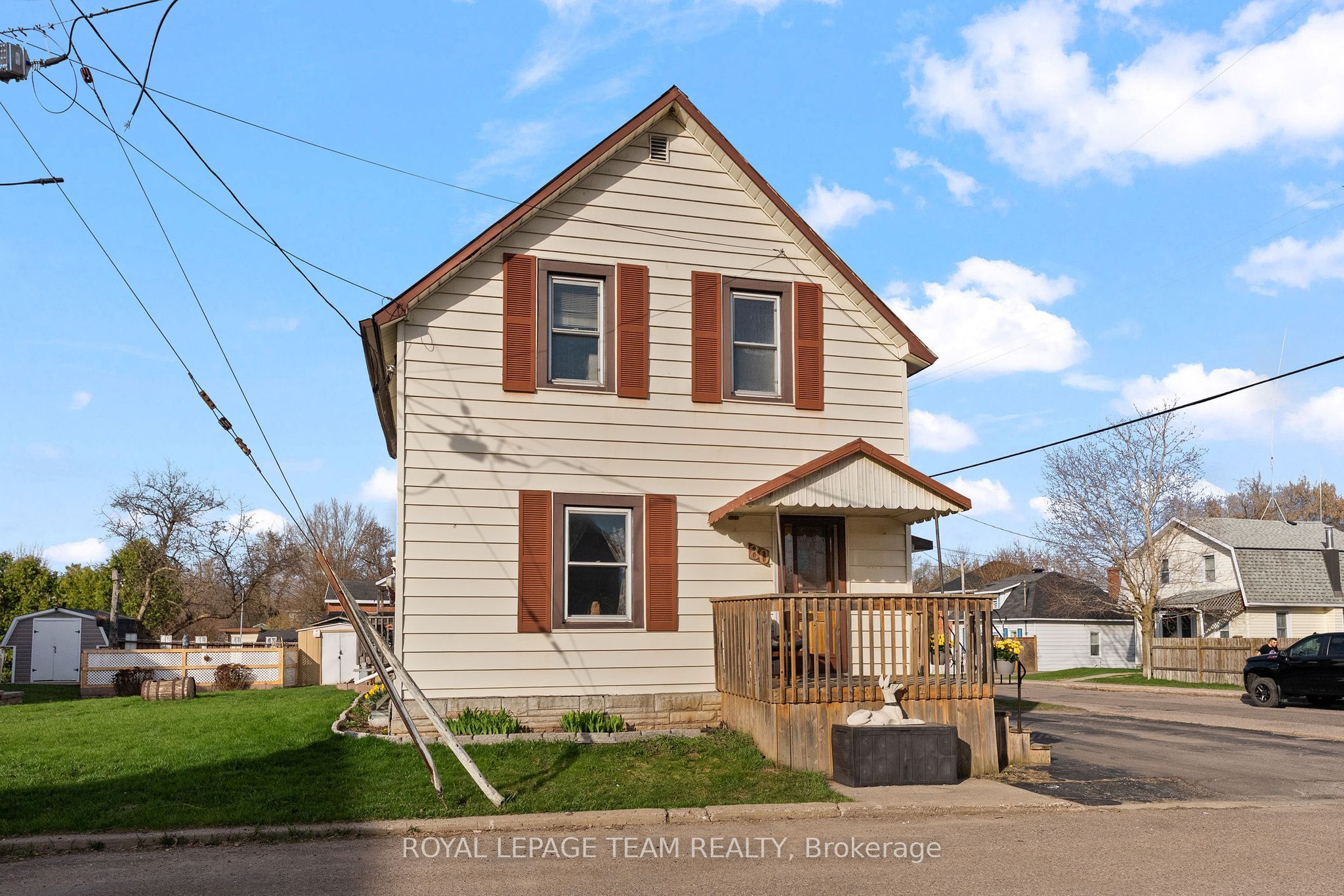 80 Bank Street S, Renfrew, ON K7V 2E6 photo 4