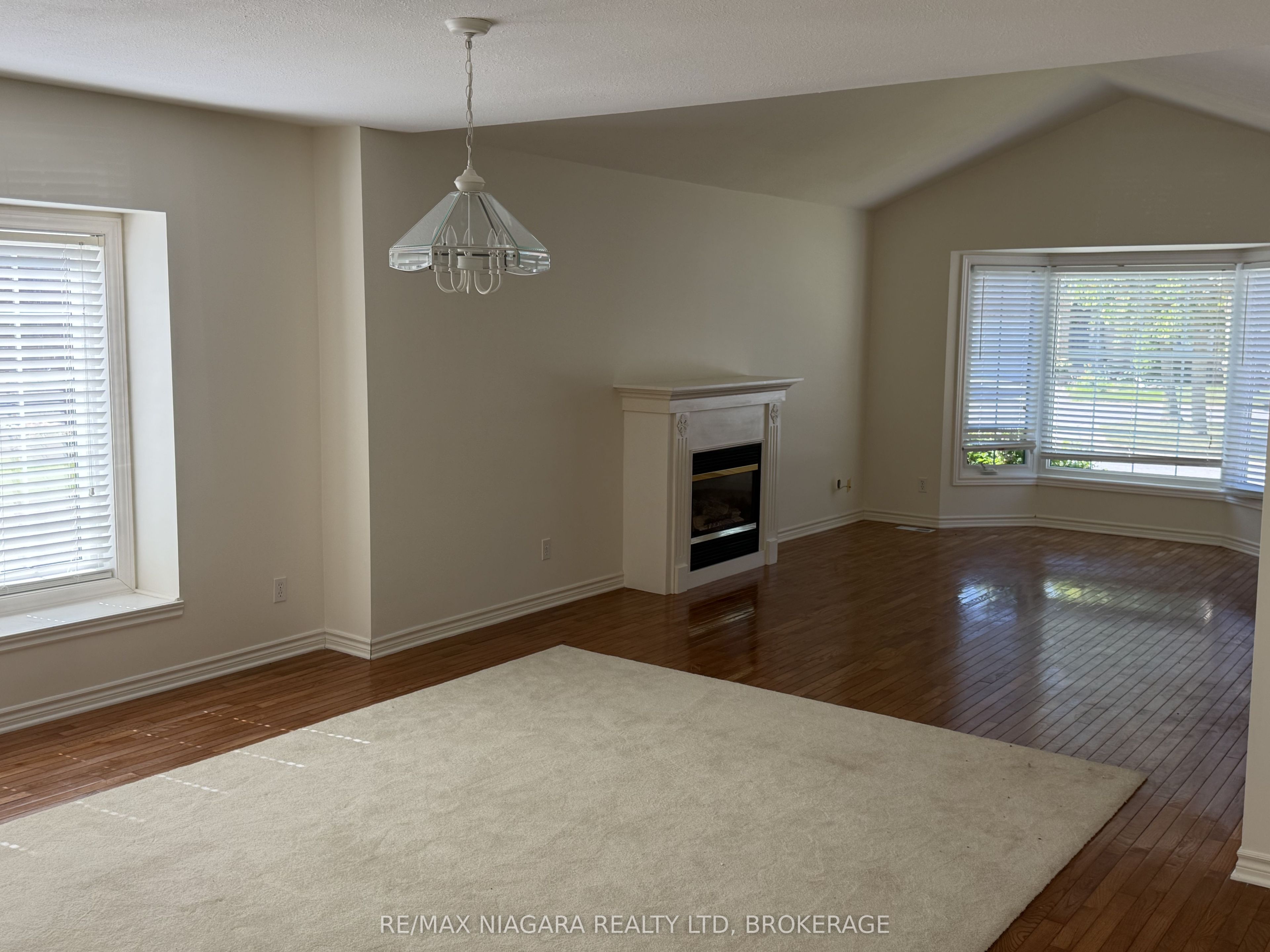 3516 Main Street 19, Niagara Falls, ON L2G 6A6 photo 5