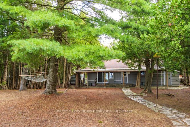 269 Ogimah Road, South Bruce Peninsula, ON N0H 2G0 photo 2