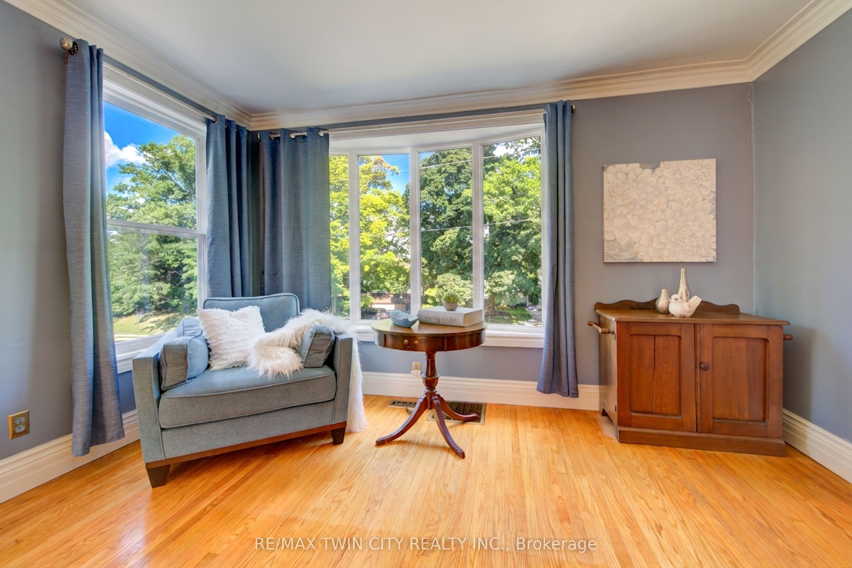 24 Forest Road, Cambridge, ON N1S 3B2 photo 5