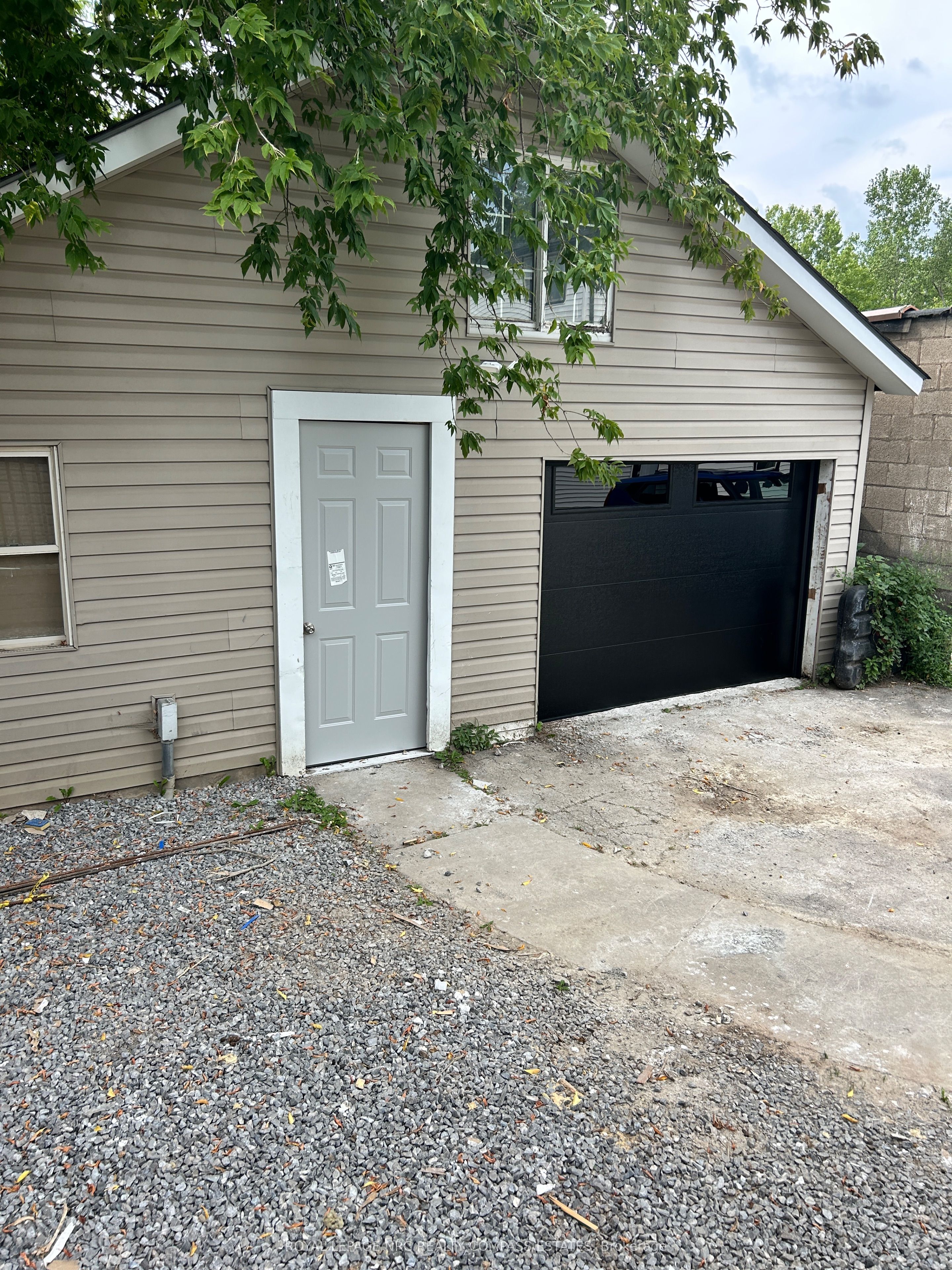 4299 Second Avenue Storage, Niagara Falls, ON L2E 4G8