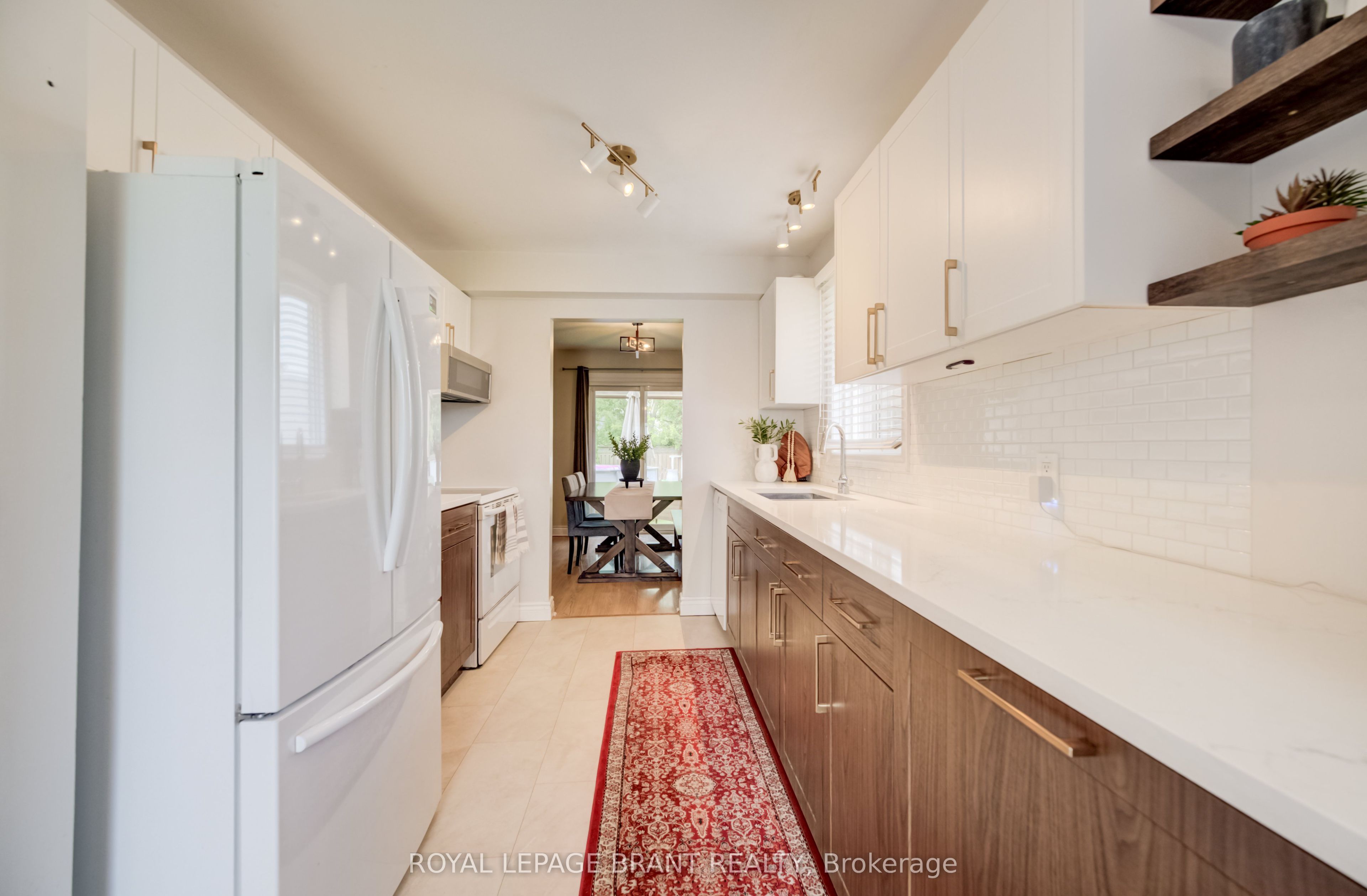 102 William Street N, Blandford-Blenheim, ON N0J 1S0 photo 4