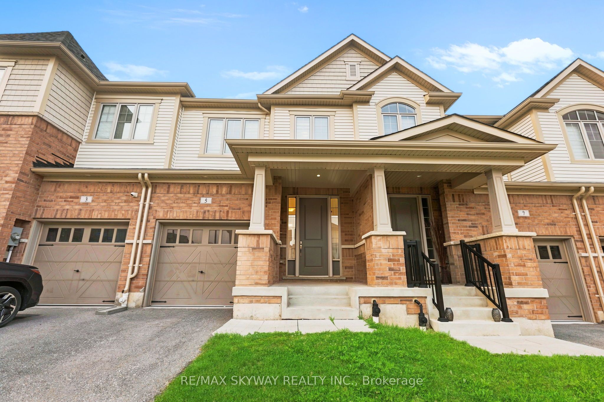 5 Gloria Street N, Kitchener, ON N2R 0R1 photo 2