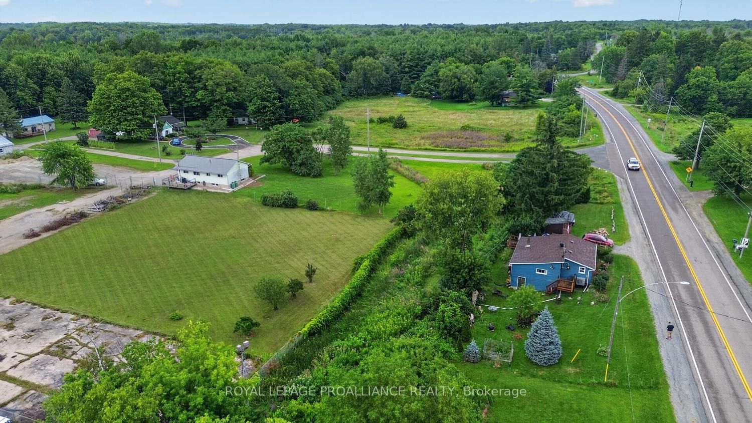 2805 Hwy 15 Highway, Rideau Lakes, ON K0G 1V0 photo 3