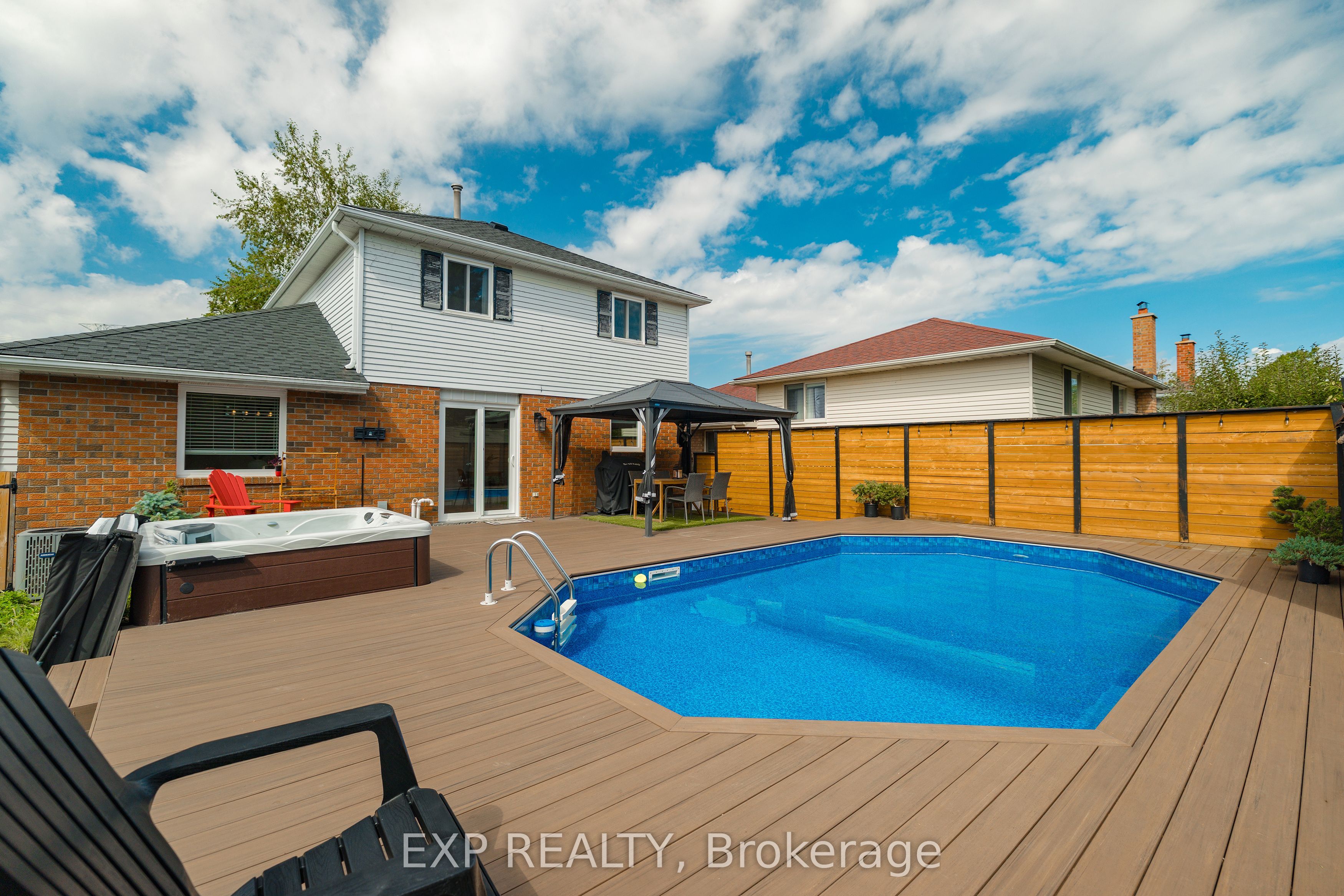22 Driftwood Drive, Kitchener, ON N2N 3A2 photo 2