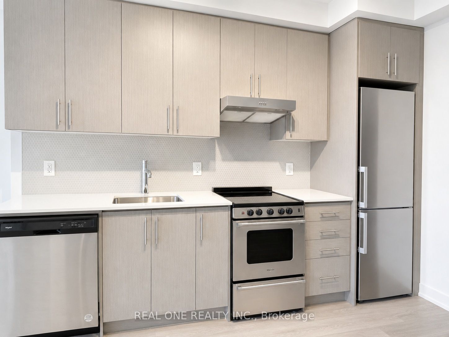 212 King Williams Street 1206, Hamilton, ON L8R 0A7 photo 3