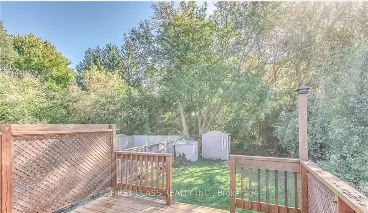 657 SEVILLA PARK Place, London East, ON N5Y 4H9 photo 2
