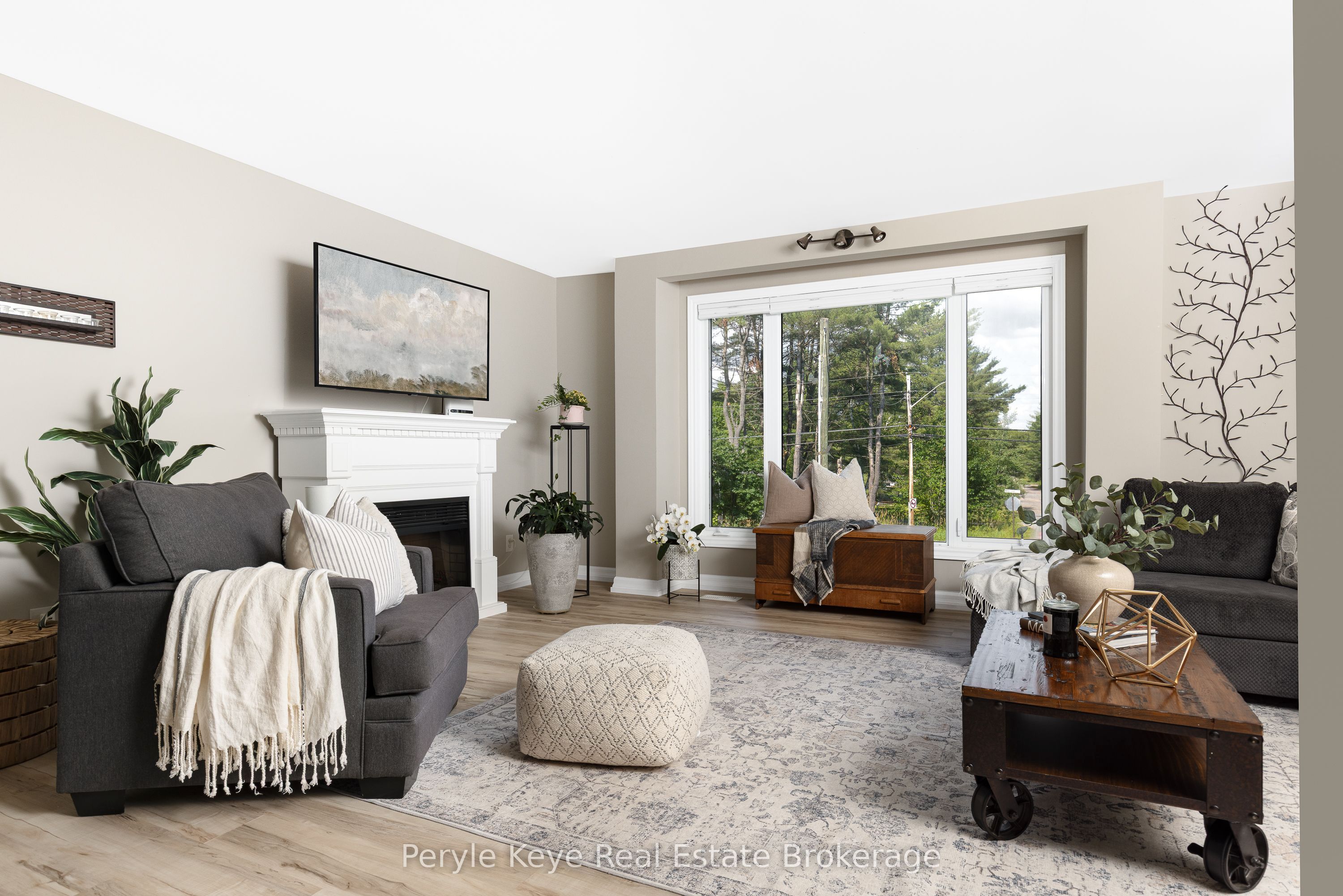 820 Manitoba Street, Bracebridge, ON P1L 0K8