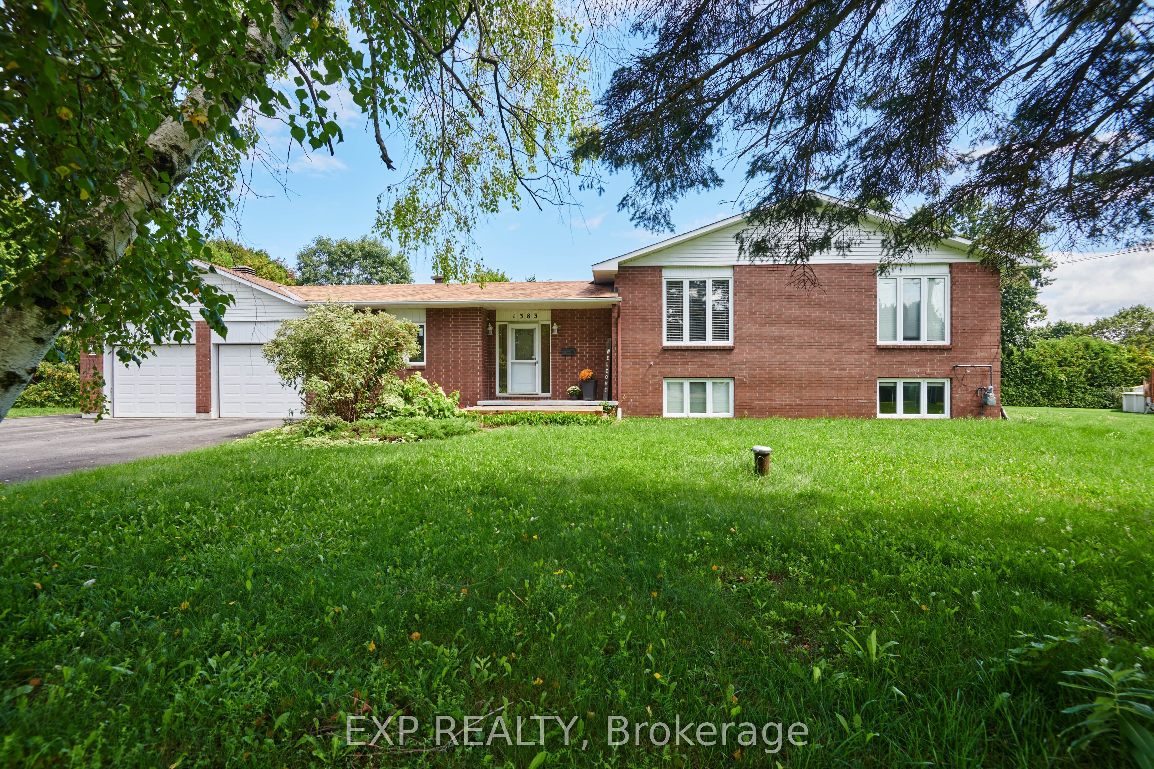 1383 Keswick Drive, Greely - Metcalfe - Osgoode - Vernon and Area, ON K4P 1A8