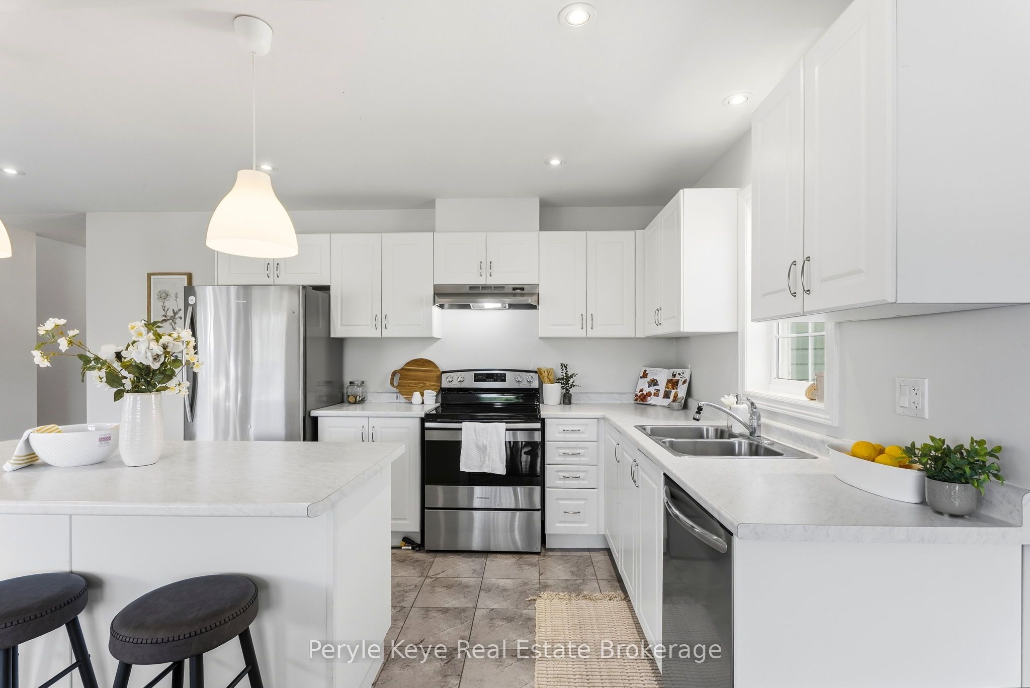 81 Douglas Drive, Bracebridge, ON P1L 0L3 photo 3