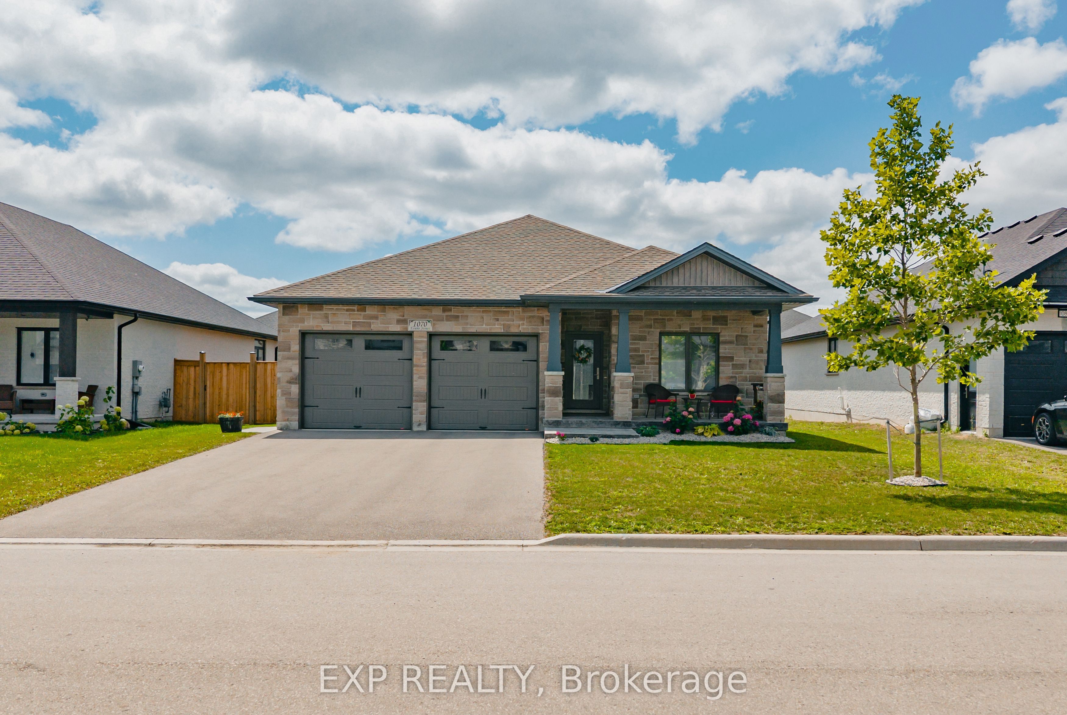 1070 Evans Street W, North Perth, ON N4W 0J9 photo 3