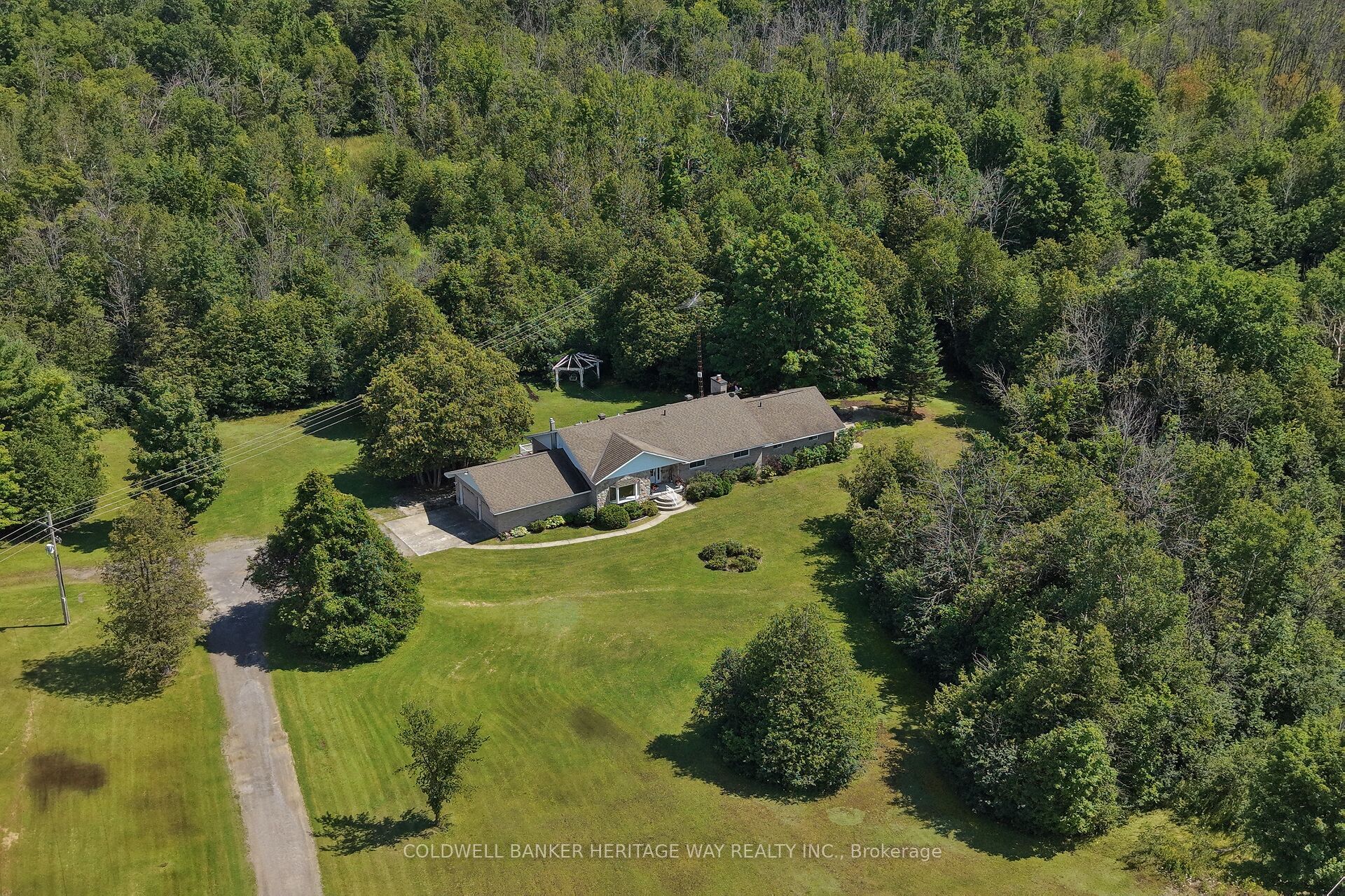 8344 Hwy 15 Highway, Beckwith, ON K7C 3P2 photo 2