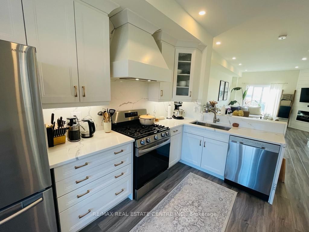 49 Edenrock Drive, Hamilton, ON L8E 0G6 photo 5