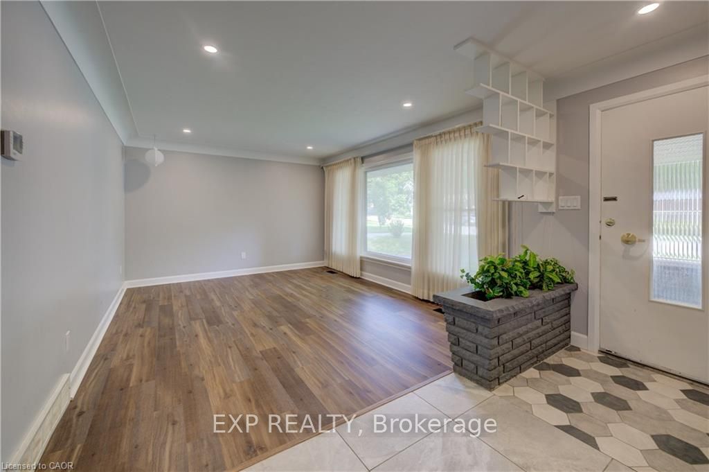 244 Royal Street, Waterloo, ON N2J 2J2 photo 5