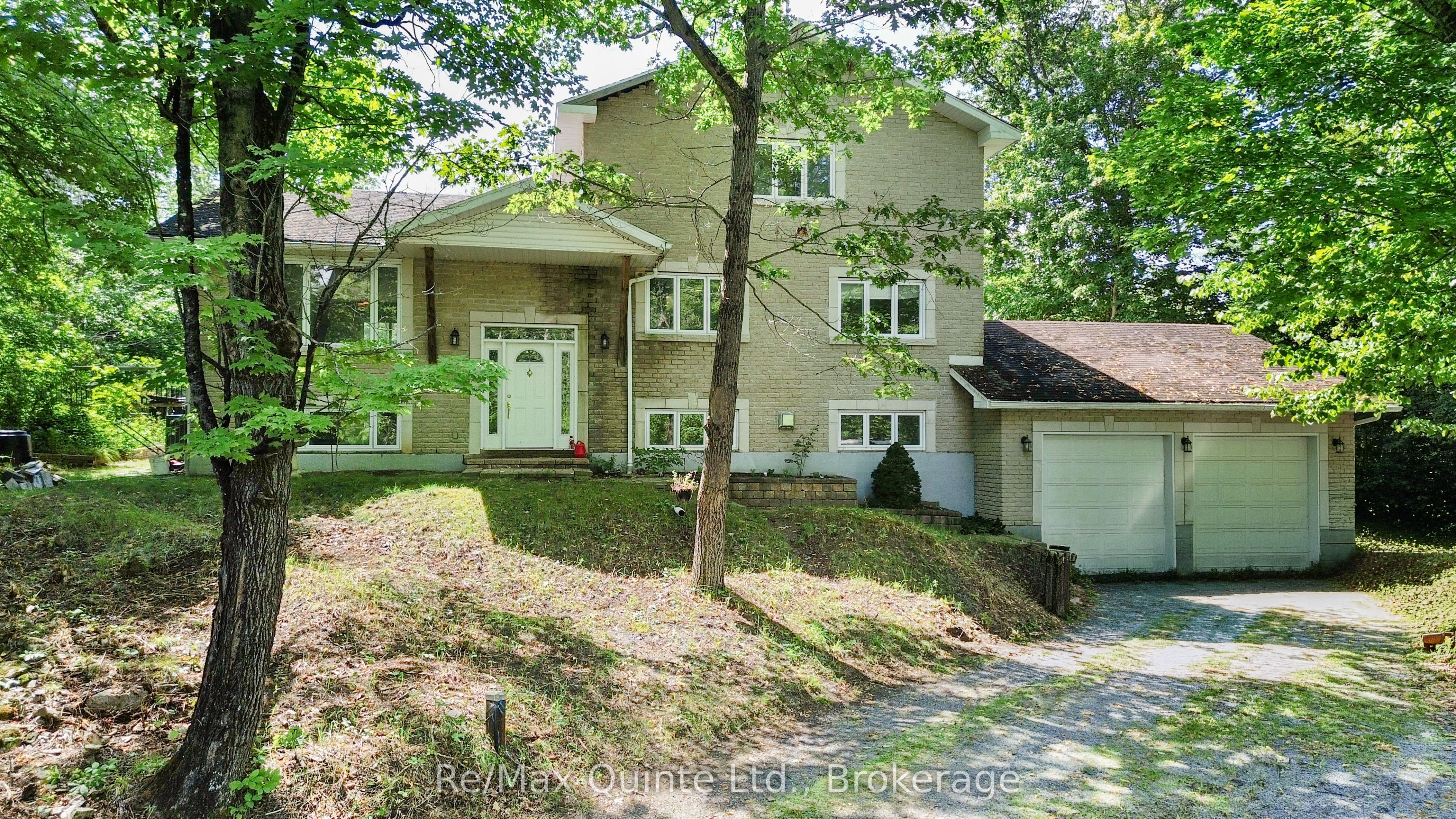 49 North Shore Lane, Centre Hastings, ON K0K 2K0