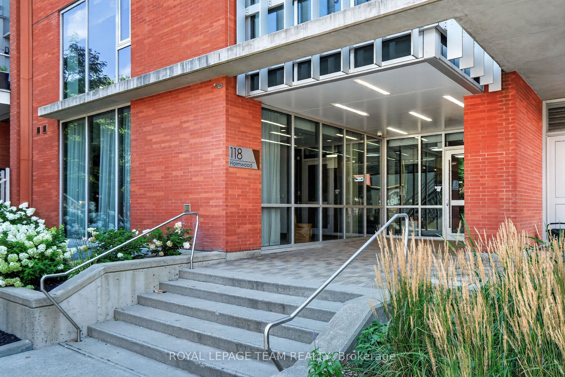 118 Holmwood Avenue W 608, Glebe - Ottawa East and Area, ON K1S 5J5 photo 3