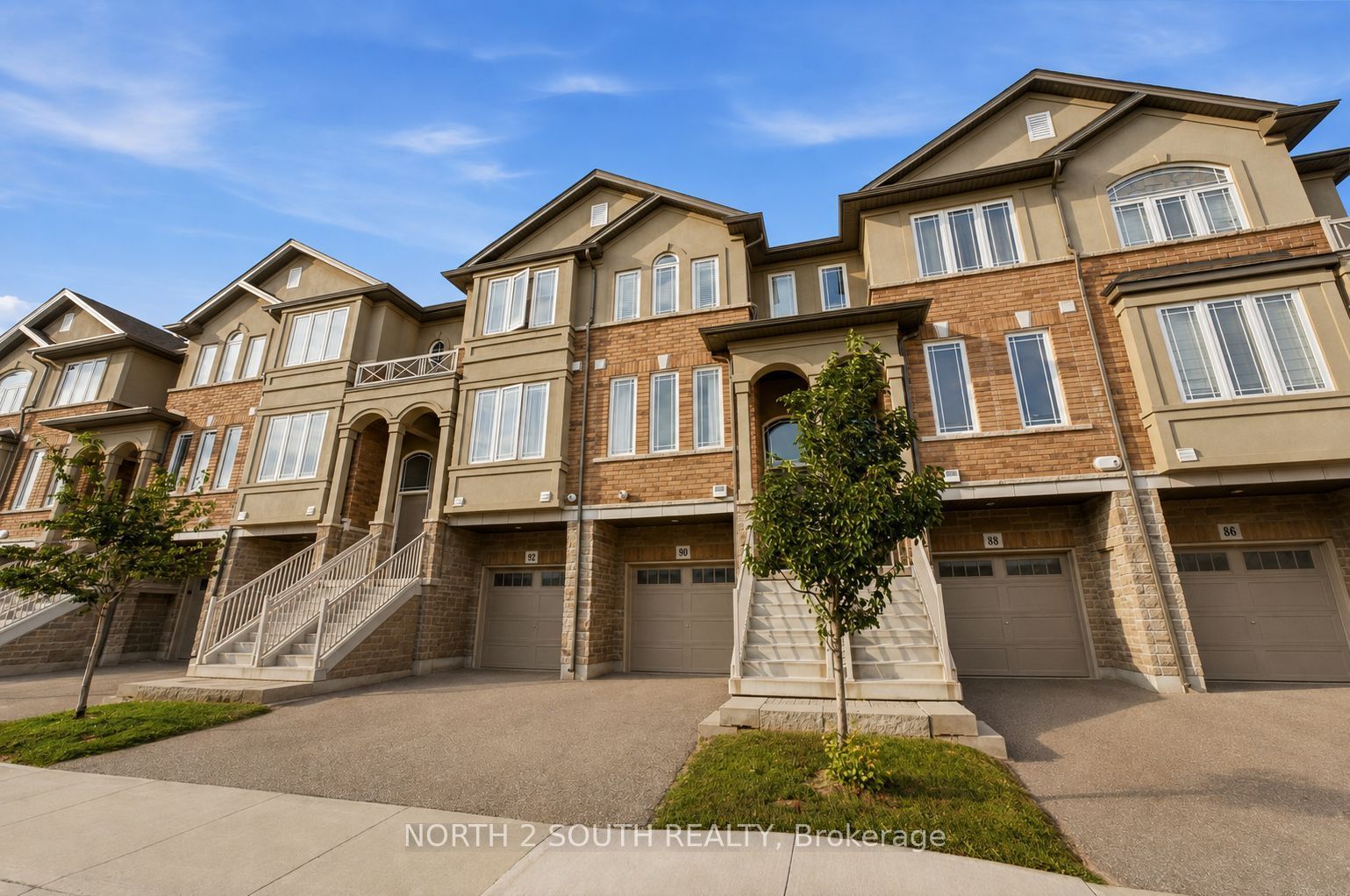 90 Laguna Village Crescent, Hamilton, ON L0R 1P0 photo 3