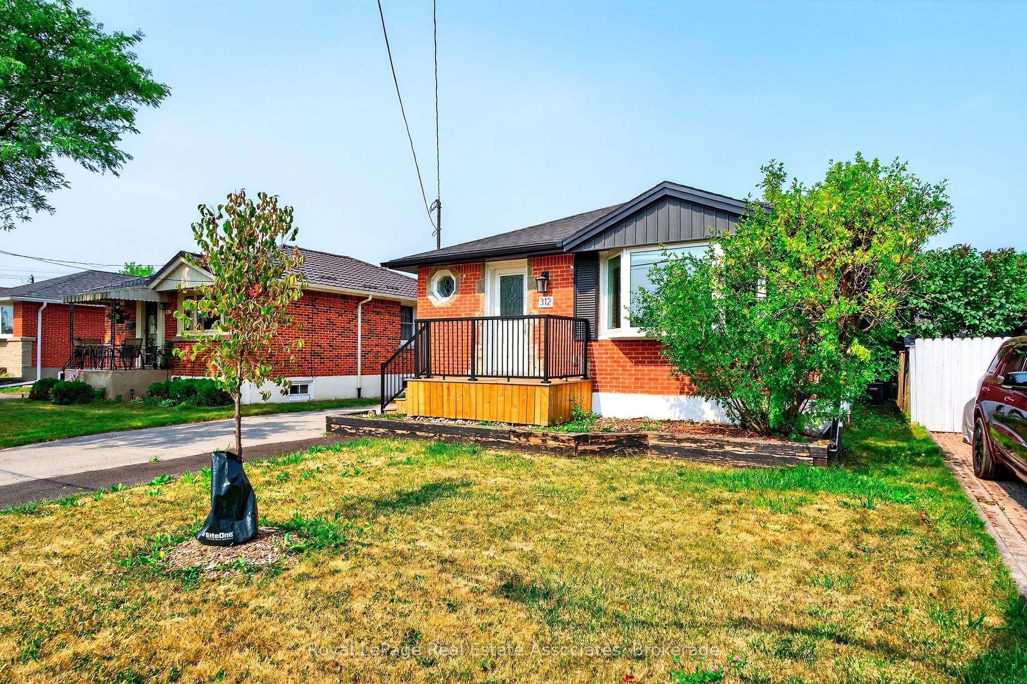 312 East 45th Street #Upper, Hamilton, ON L8T 3K8 photo 3
