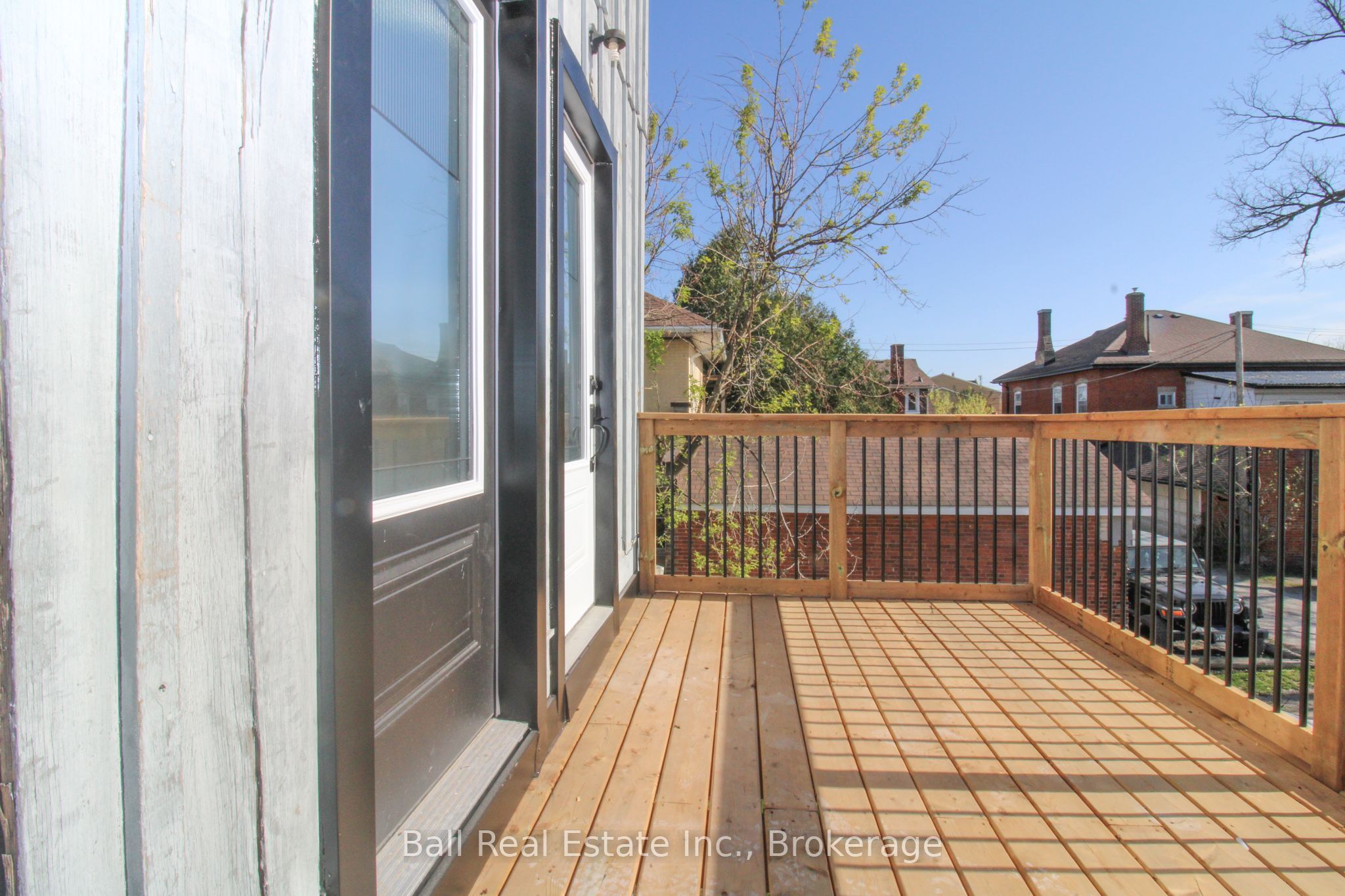 291 Stewart Street 5, Peterborough, ON K9J 3N2 photo 2