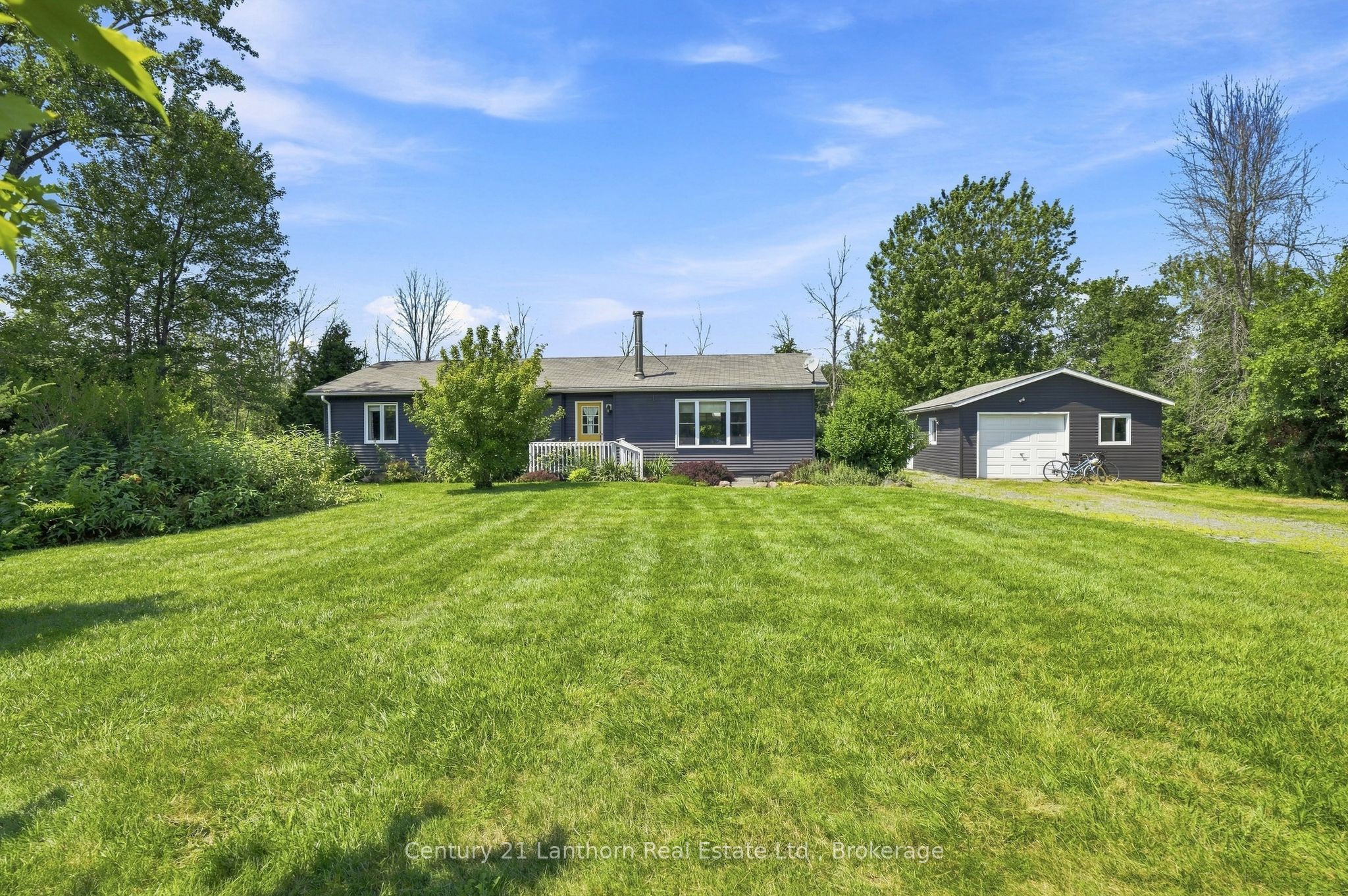 2494 Salem Road, Prince Edward County, ON K0K 1T0