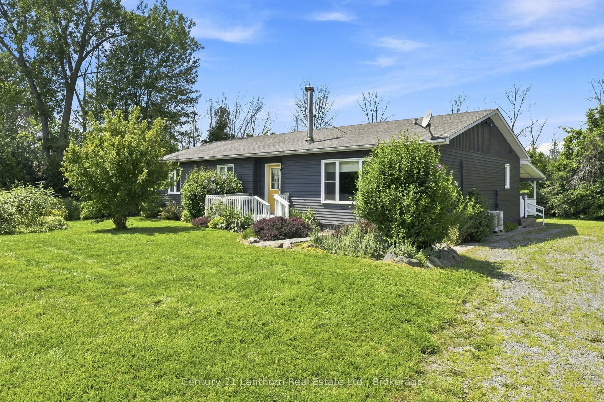 2494 Salem Road, Prince Edward County, ON K0K 1T0 photo 3