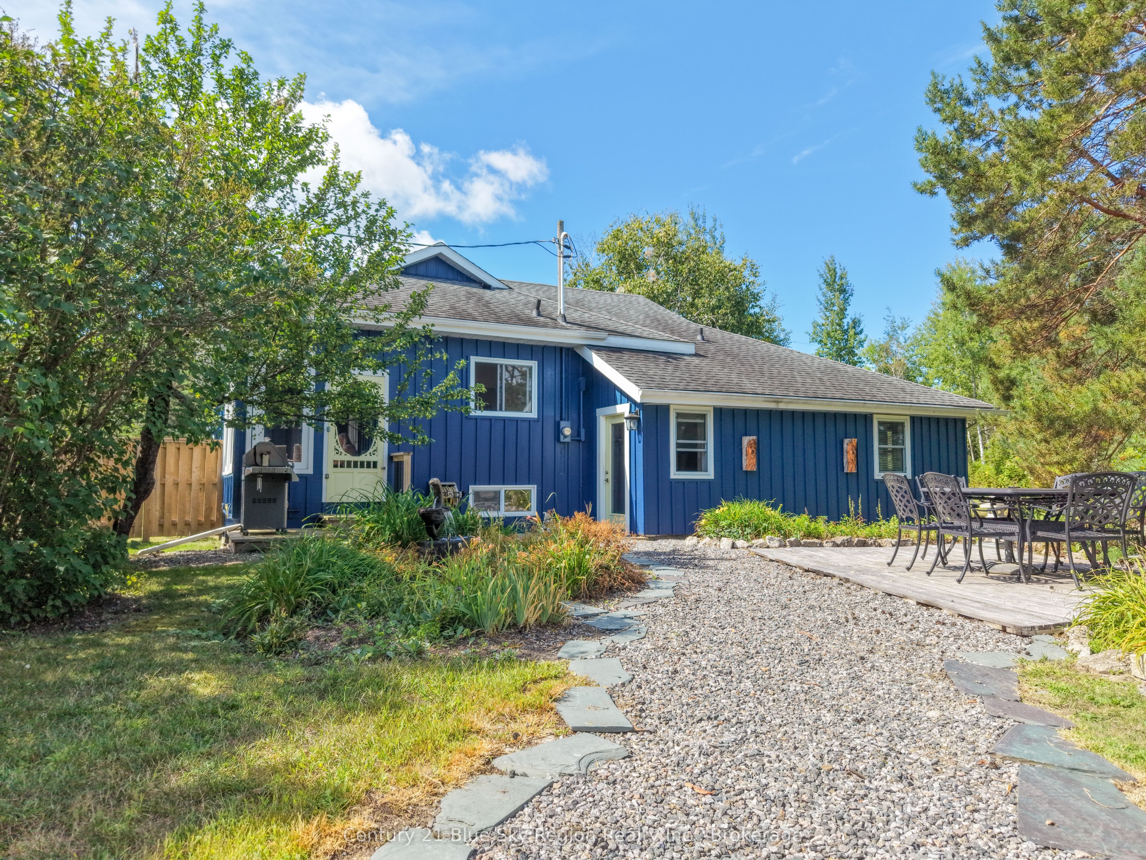 2574 Hwy 17 Highway E, East Ferris, ON P0H 1K0