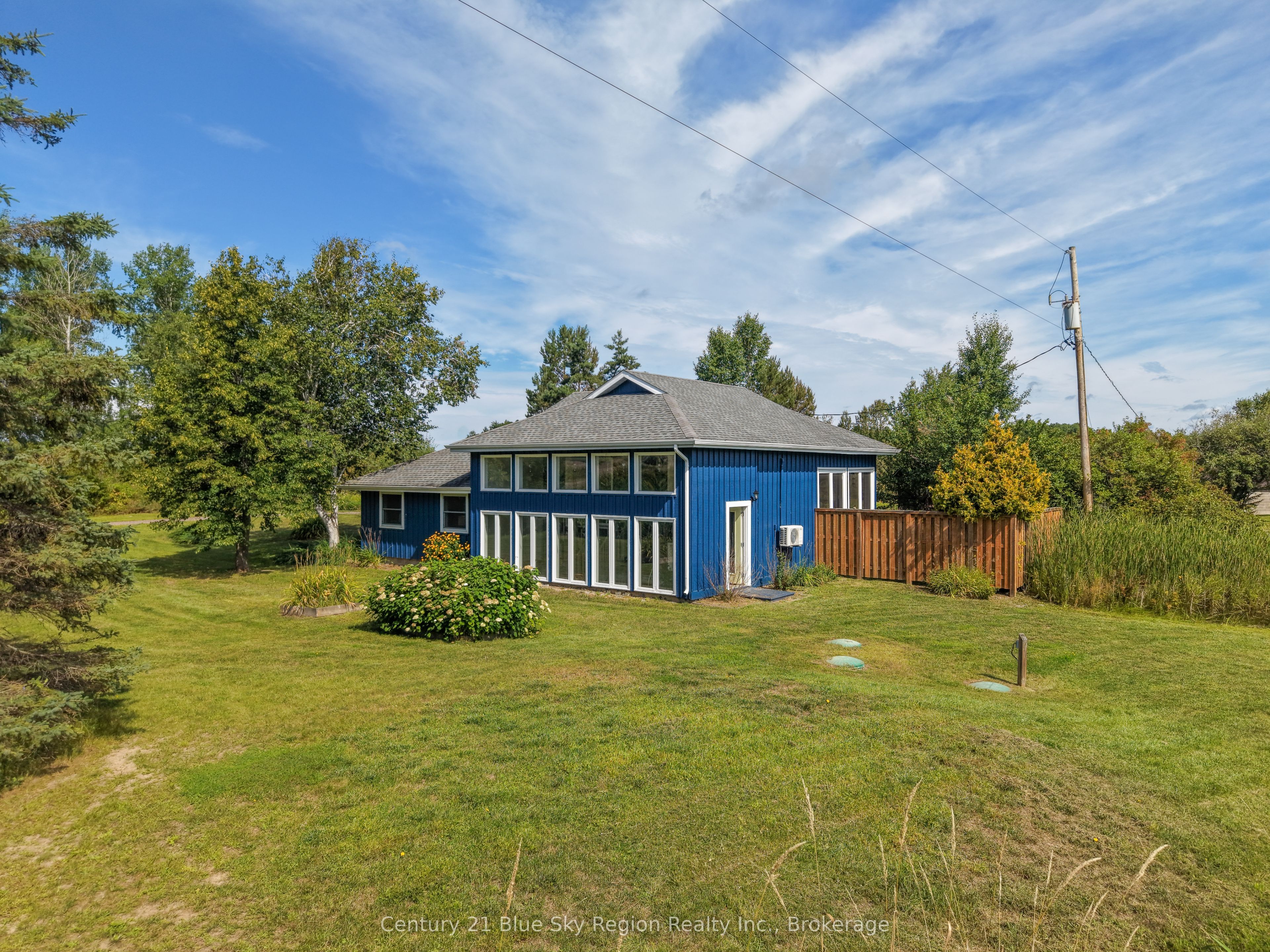 2574 Hwy 17 Highway E, East Ferris, ON P0H 1K0 photo 3