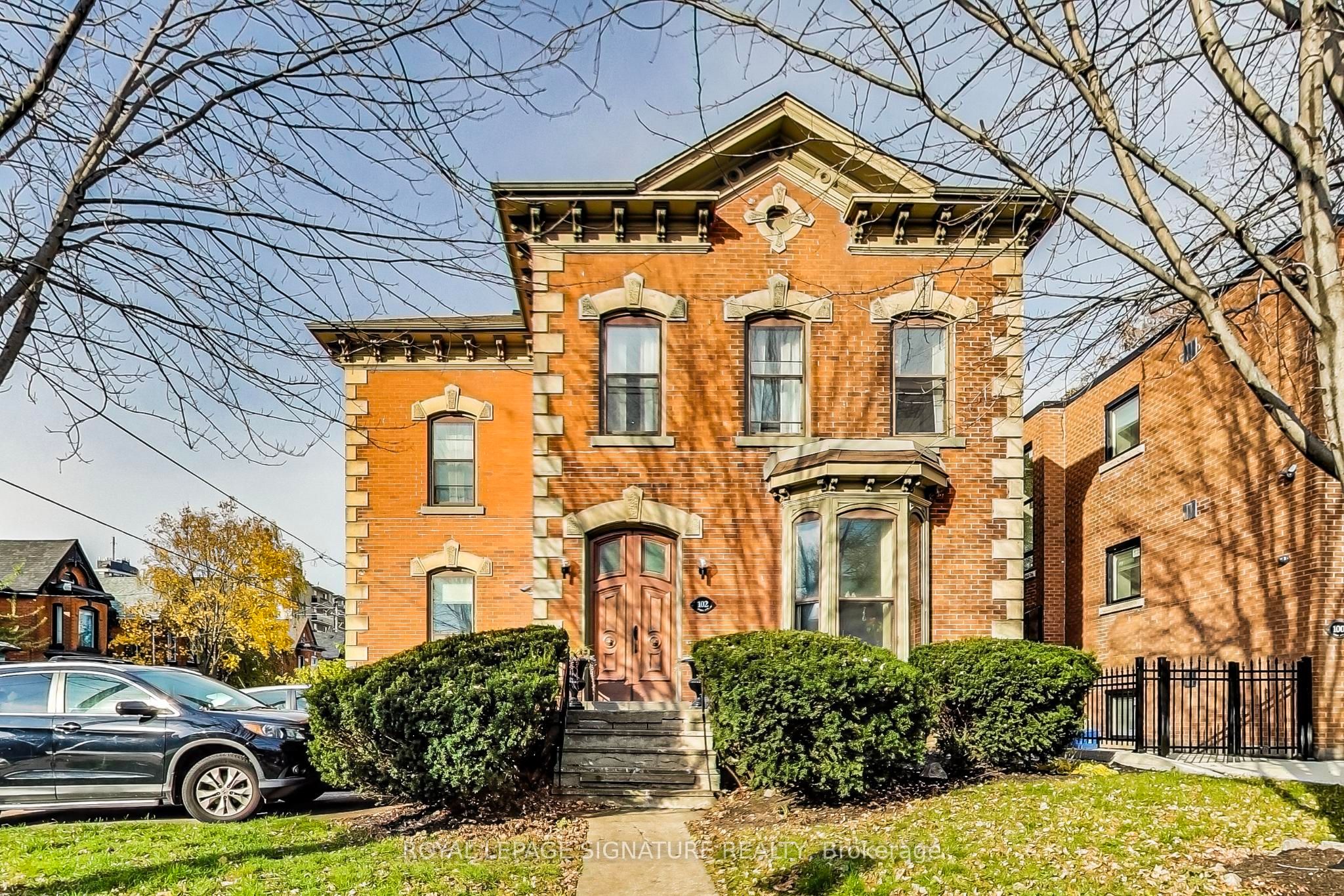 102 West Avenue S 4, Hamilton, ON L8N 2S3