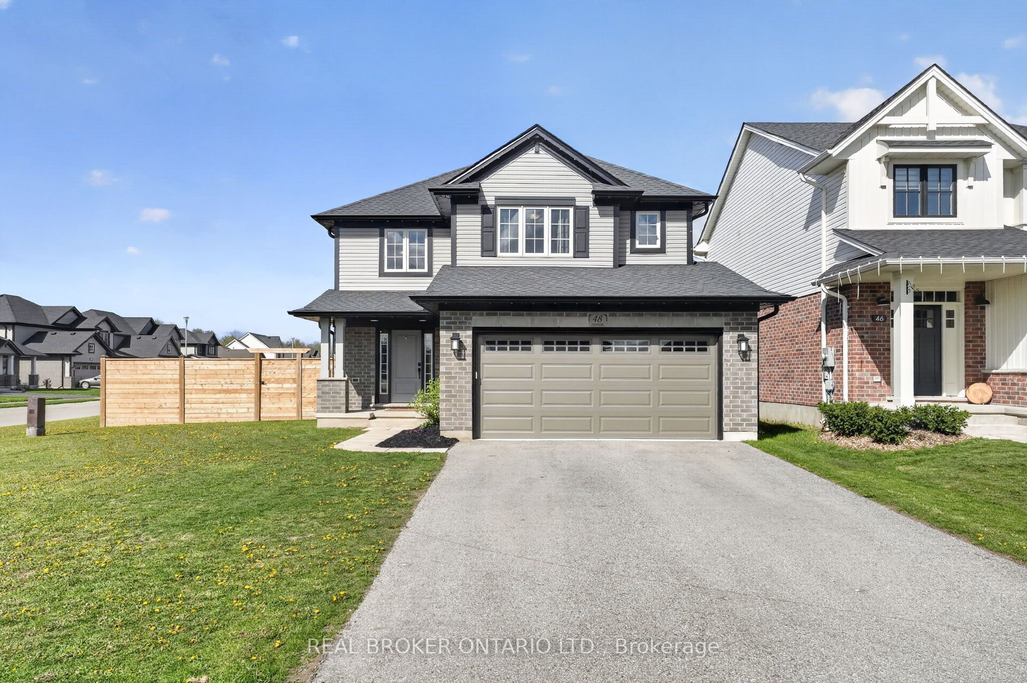 48 Curren Crescent, Tillsonburg, ON N4G 0J3