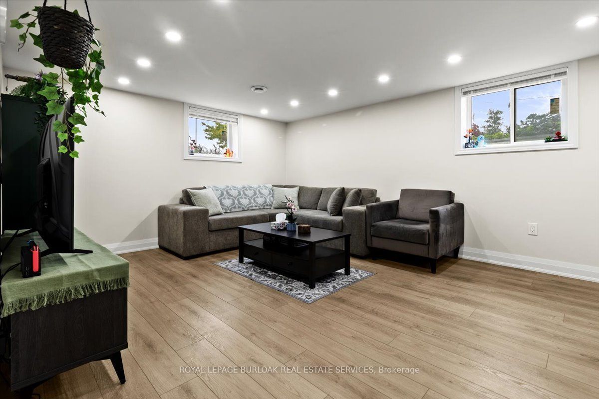 161 Hoover Crescent Lower, Hamilton, ON L9A 3H2 photo 5