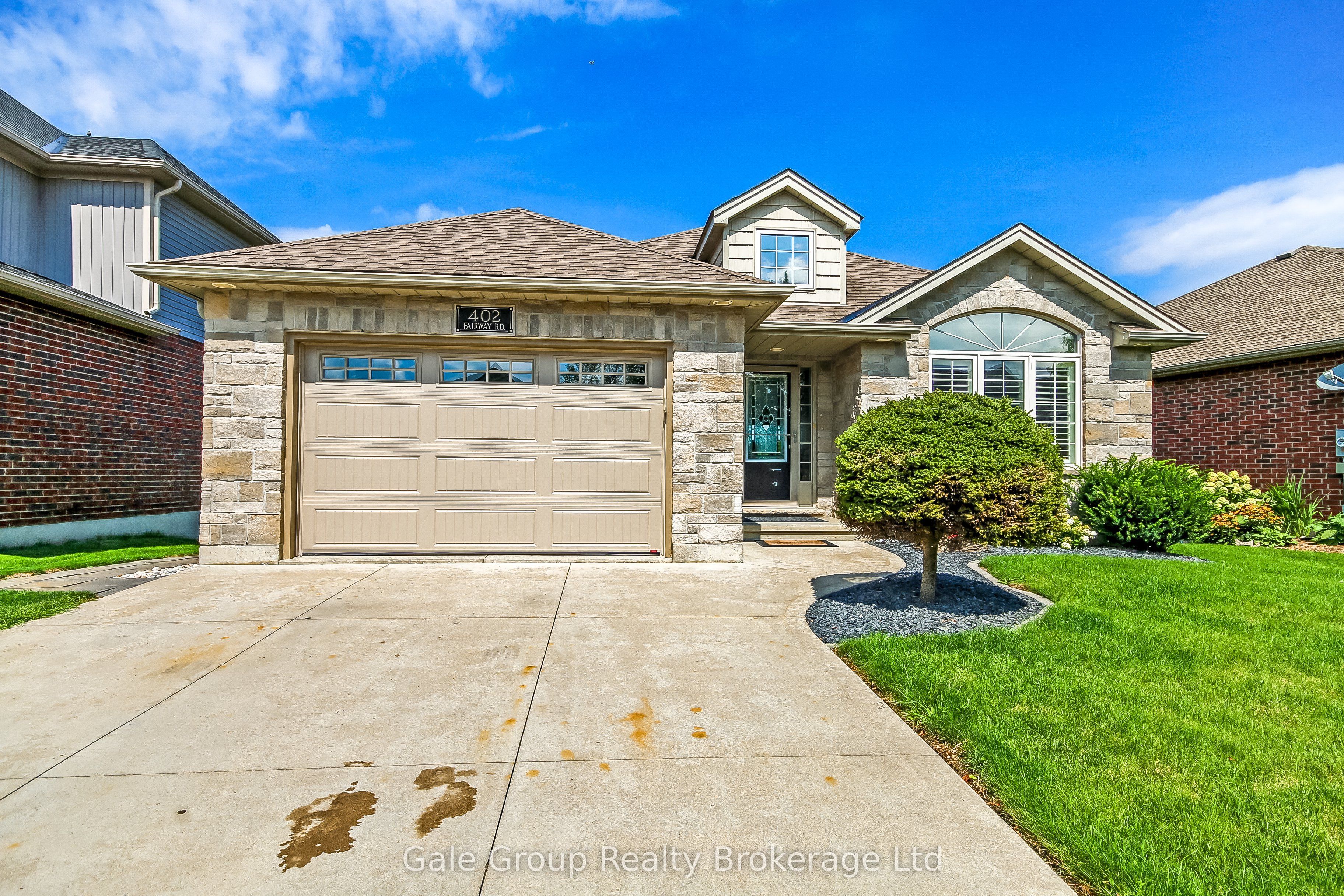 402 Fairway Road, Woodstock, ON N4T 0E1 photo 2