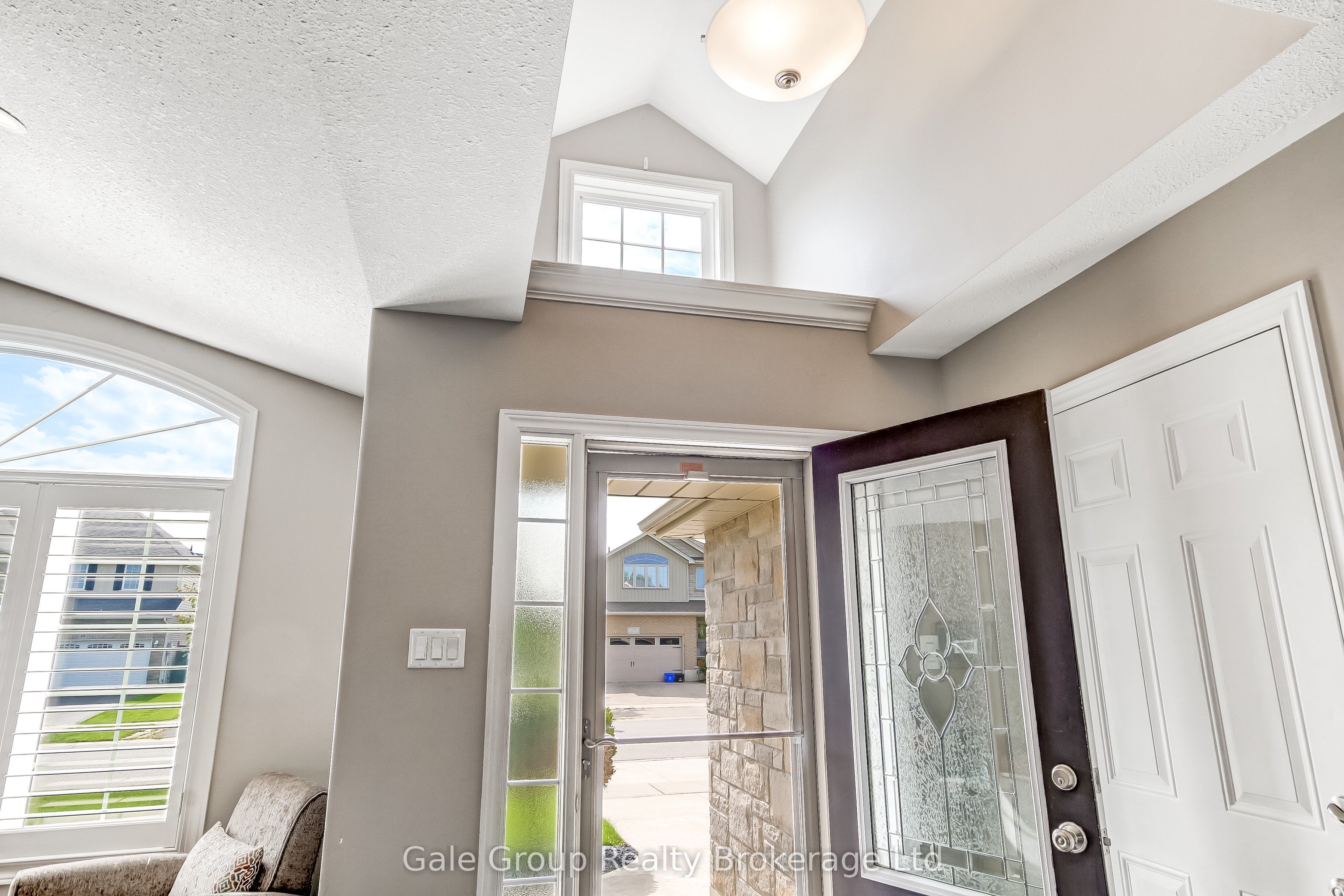 402 Fairway Road, Woodstock, ON N4T 0E1 photo 3