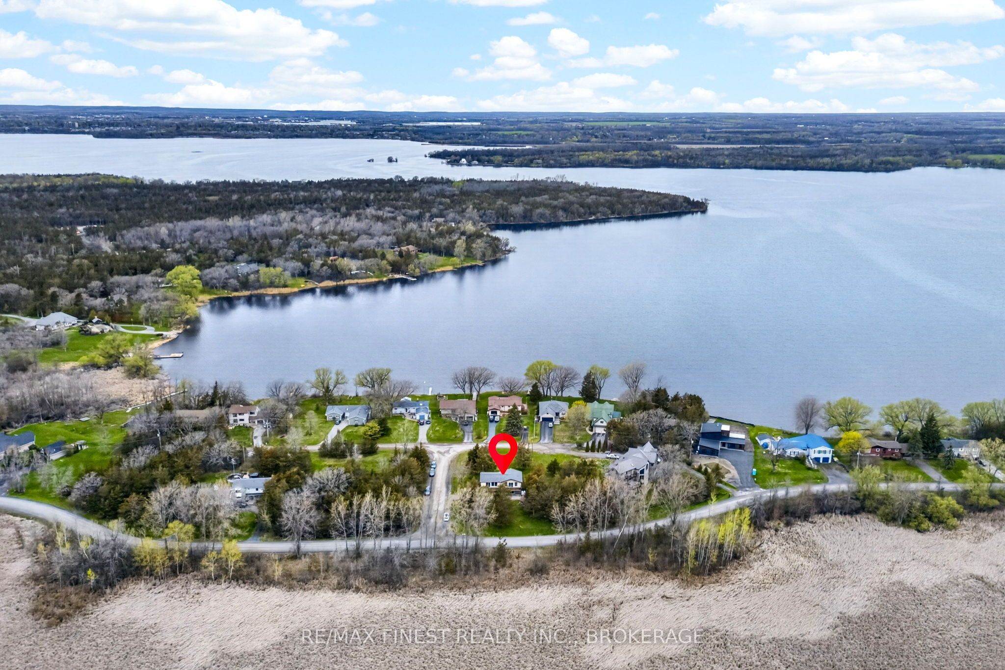 8 Sunrise Court, Prince Edward County, ON K8N 4Z7 photo 2