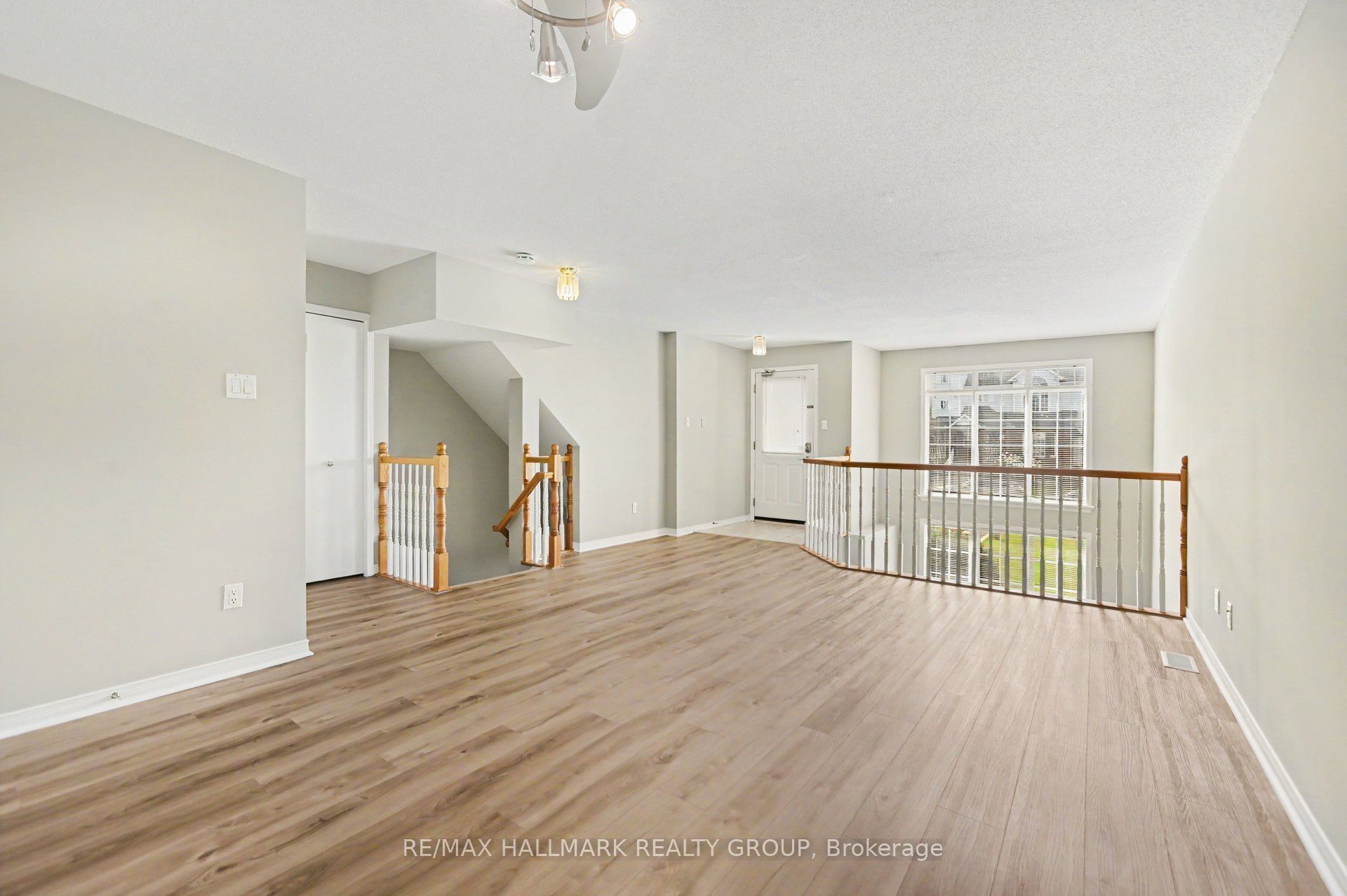 4429 Harper Avenue, Cyrville - Carson Grove - Pineview, ON K1J 1C9 photo 4