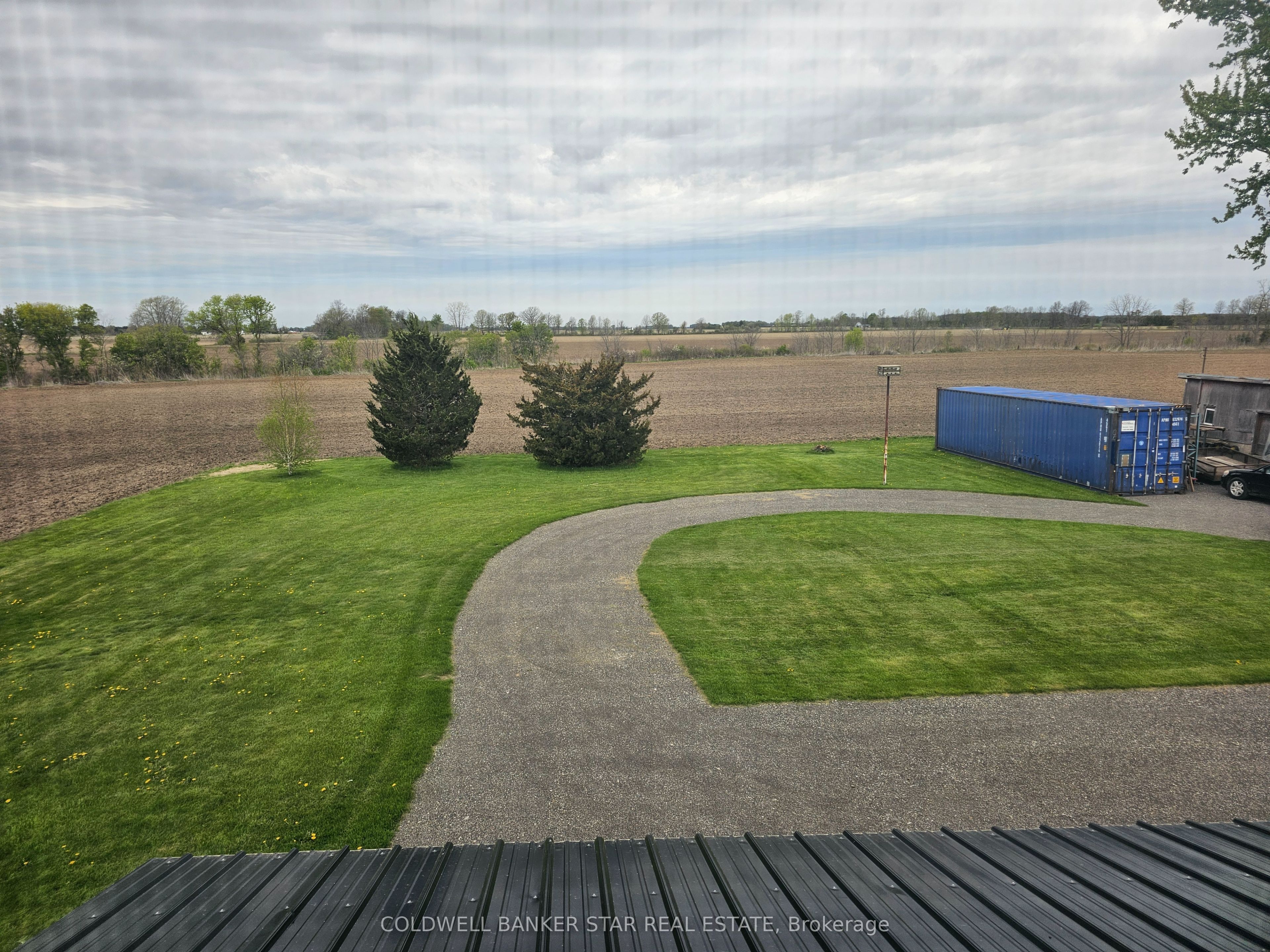 29860 Irish School Road N, Chatham-Kent, ON N0P 1M0 photo 4