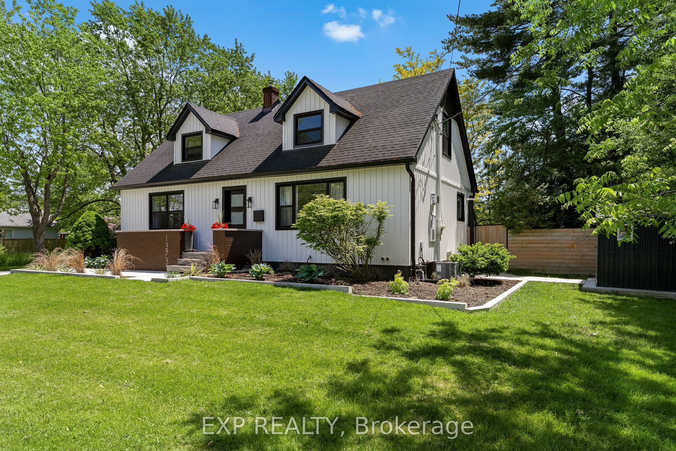 1373 Orchard Avenue, Fort Erie, ON L2A 3E5 photo 4
