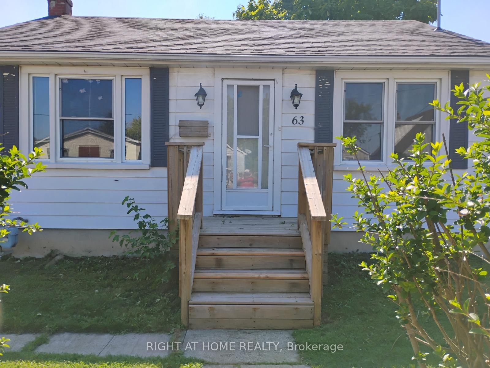 63 Kinsey Street, St. Catharines, ON L2S 1E2 photo 2