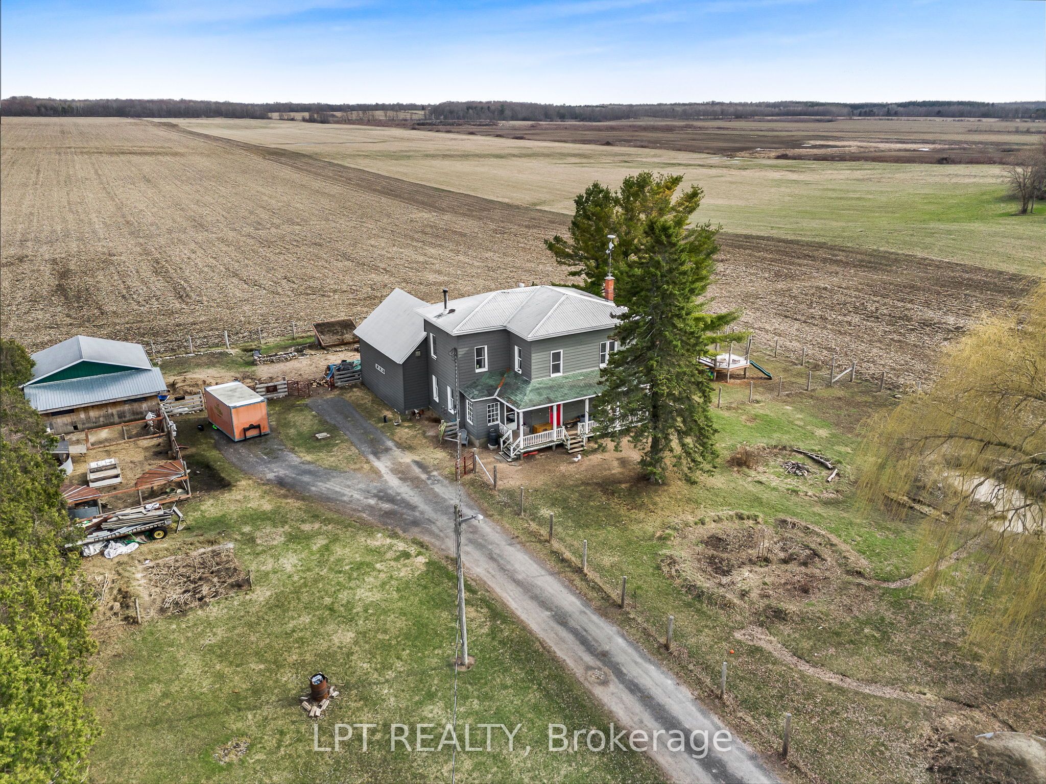21630 Laggan-Glenelg Road, North Glengarry, ON K0B 1E0 photo 3