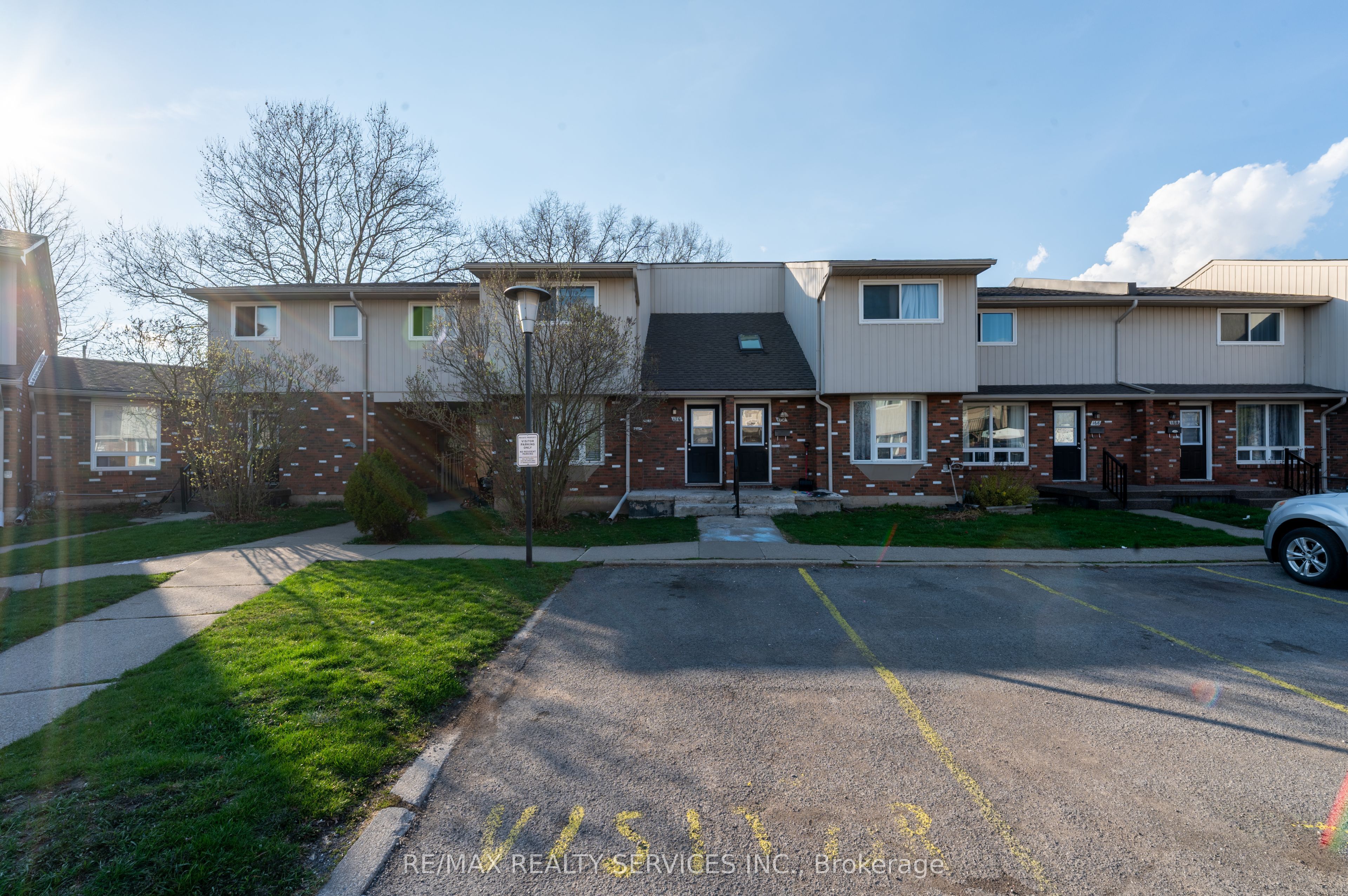 100 Brownleigh Avenue 176, Welland, ON L3B 5V8 photo 2