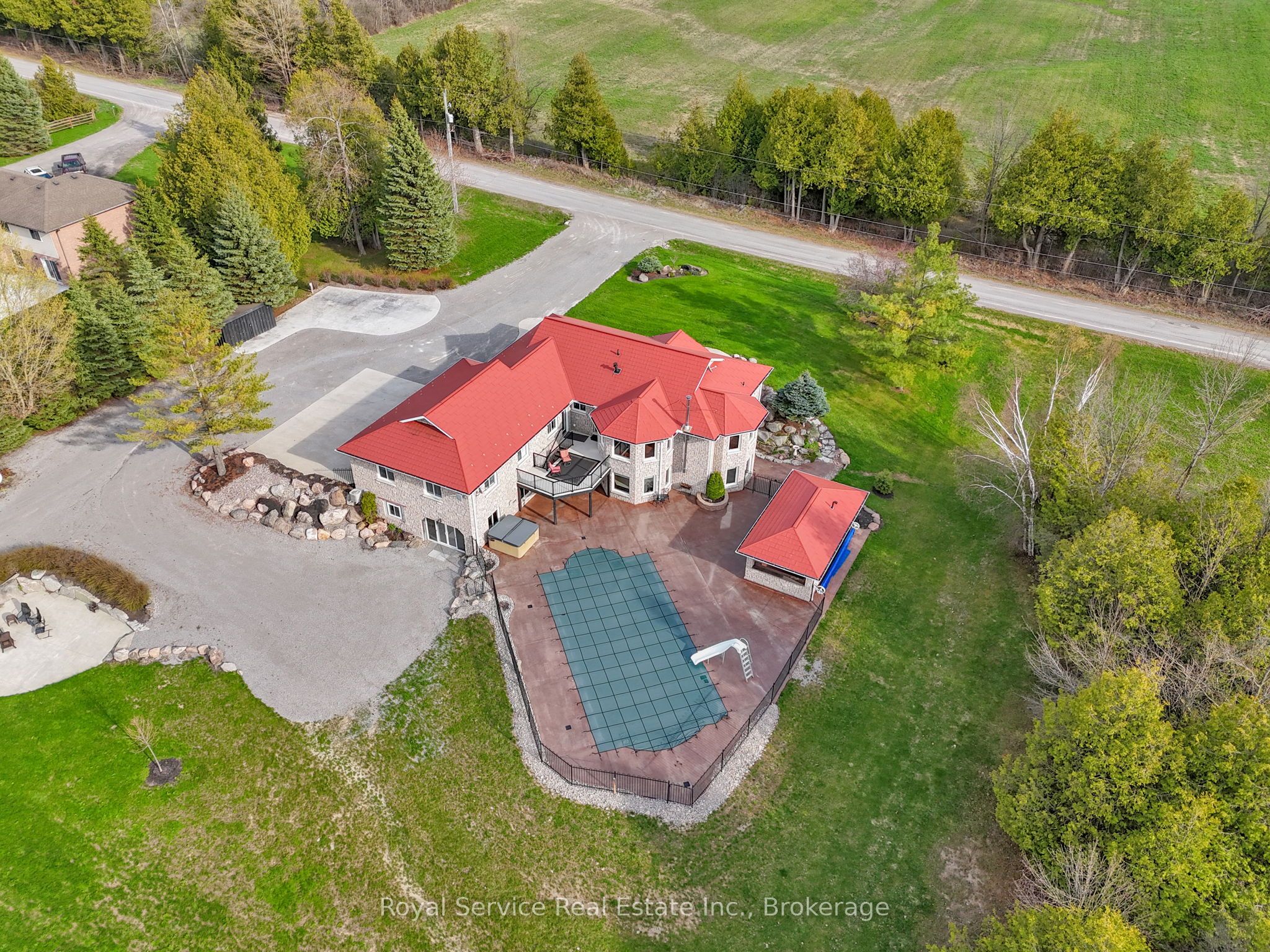 310 Viner Line, Selwyn, ON K0L 1T0